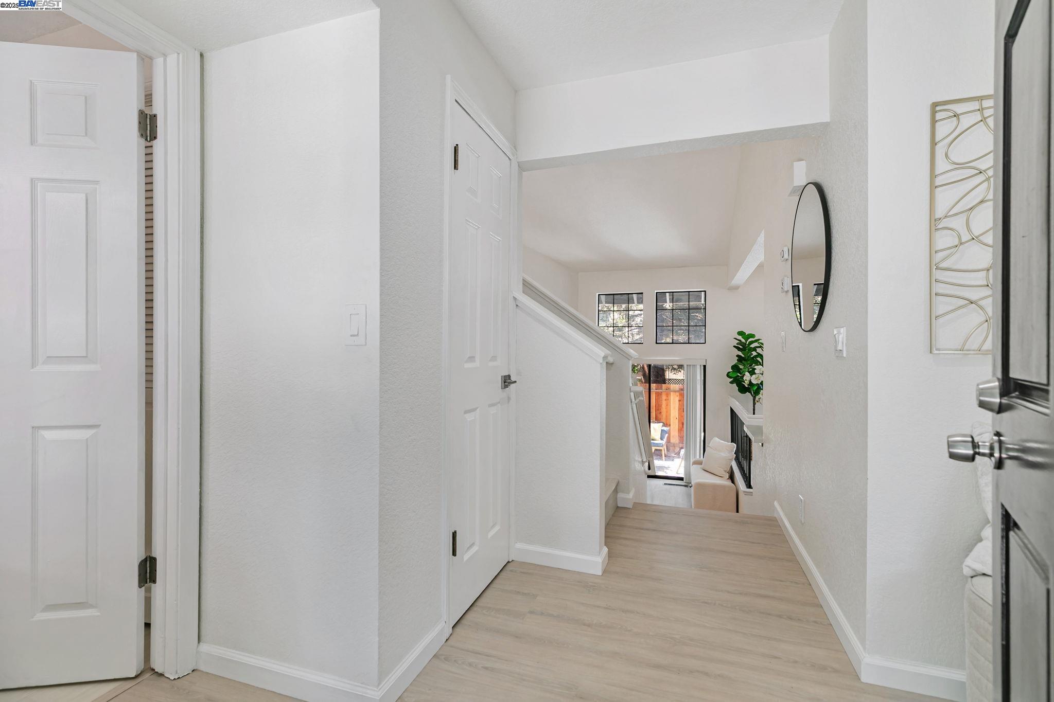 Detail Gallery Image 11 of 42 For 636 Praderia Cir, Fremont,  CA 94539 - 2 Beds | 2/1 Baths