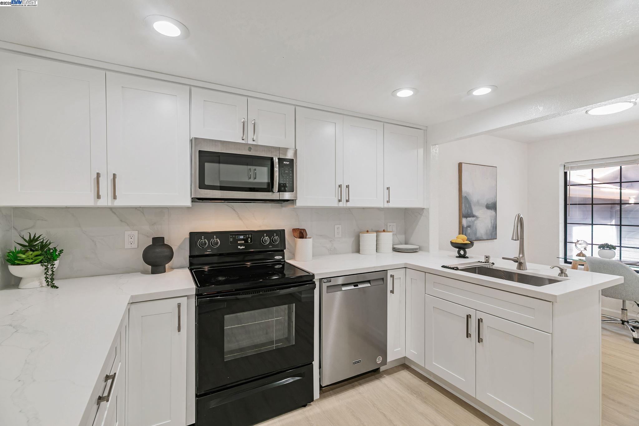 Photo #16: 41104344 Listing: Photo #16