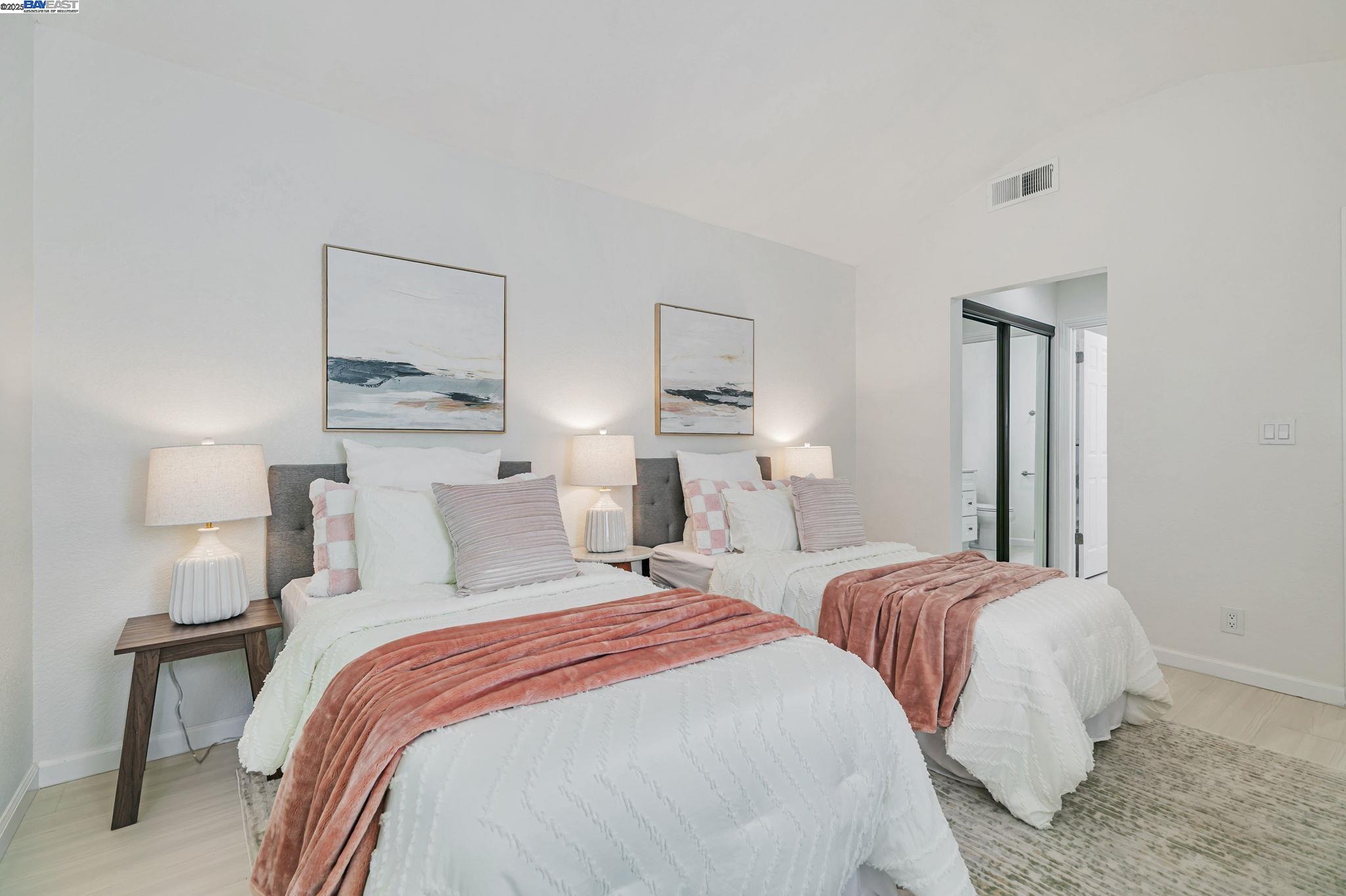 Detail Gallery Image 16 of 42 For 636 Praderia Cir, Fremont,  CA 94539 - 2 Beds | 2/1 Baths