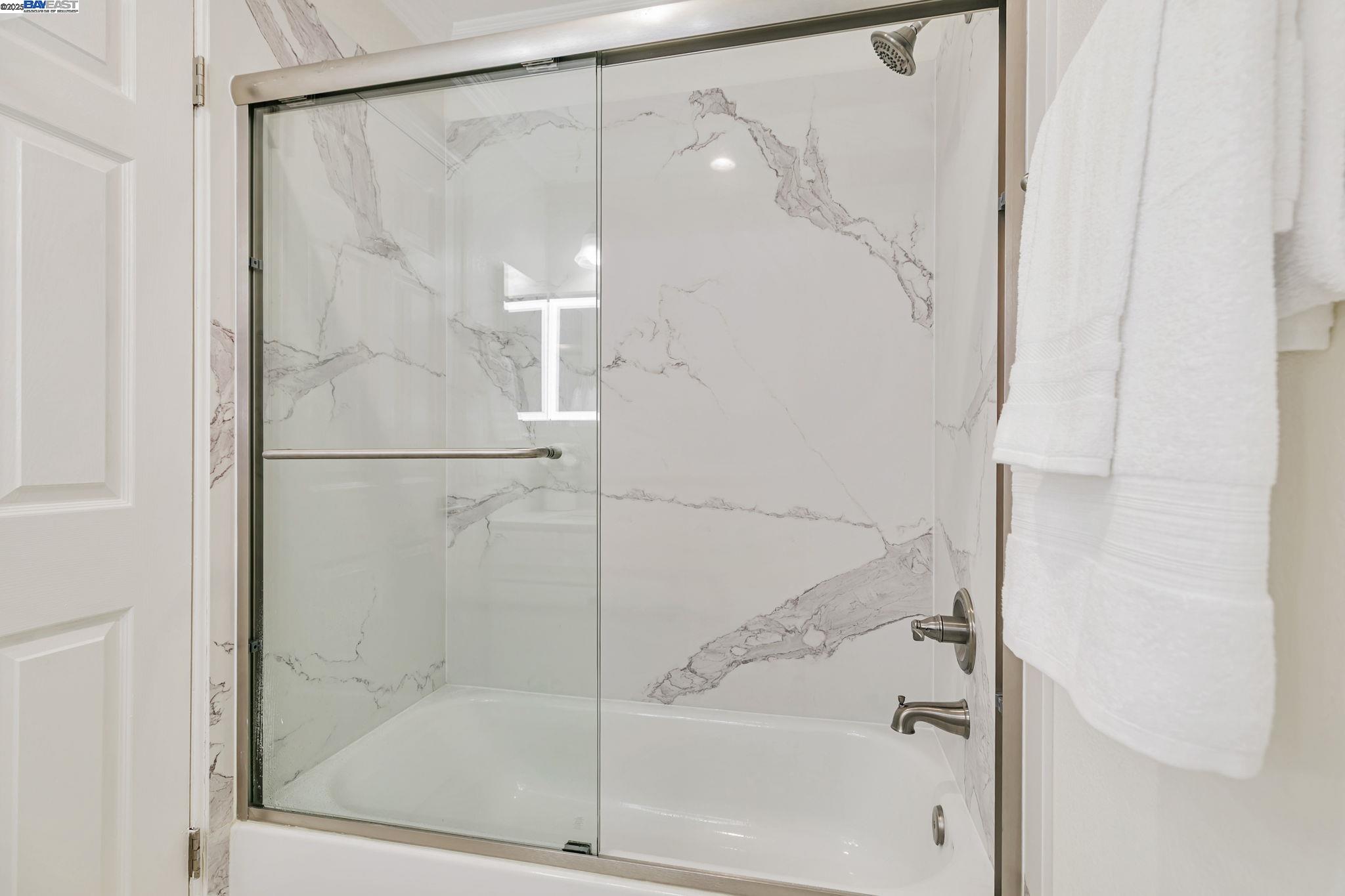 Detail Gallery Image 24 of 42 For 636 Praderia Cir, Fremont,  CA 94539 - 2 Beds | 2/1 Baths