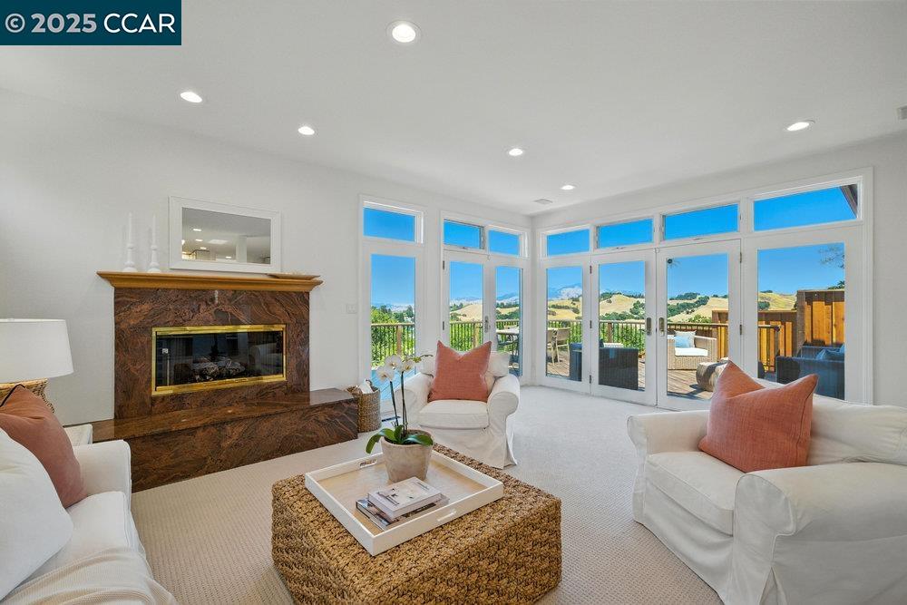 Detail Gallery Image 18 of 60 For 3310 Sweet Dr, Lafayette,  CA 94549 - 4 Beds | 3 Baths
