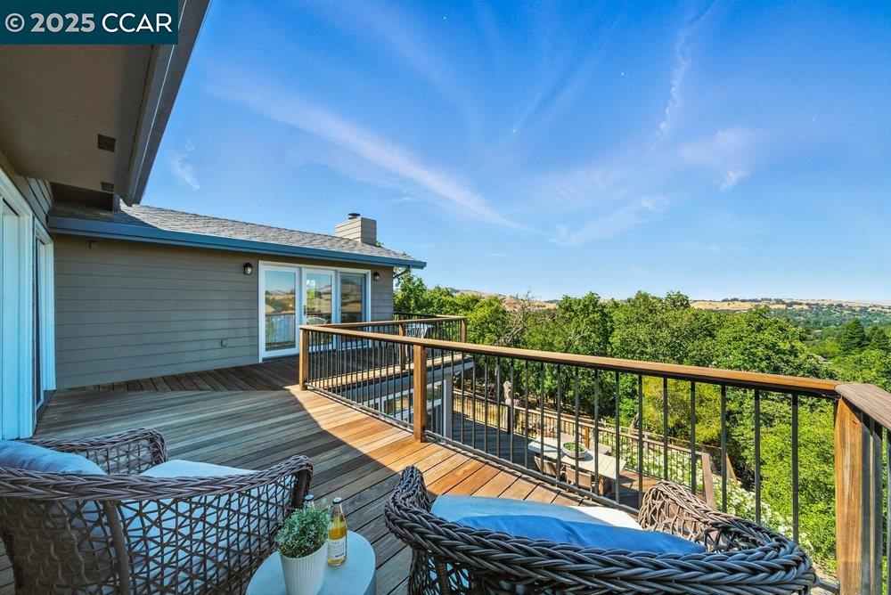 Detail Gallery Image 39 of 60 For 3310 Sweet Dr, Lafayette,  CA 94549 - 4 Beds | 3 Baths