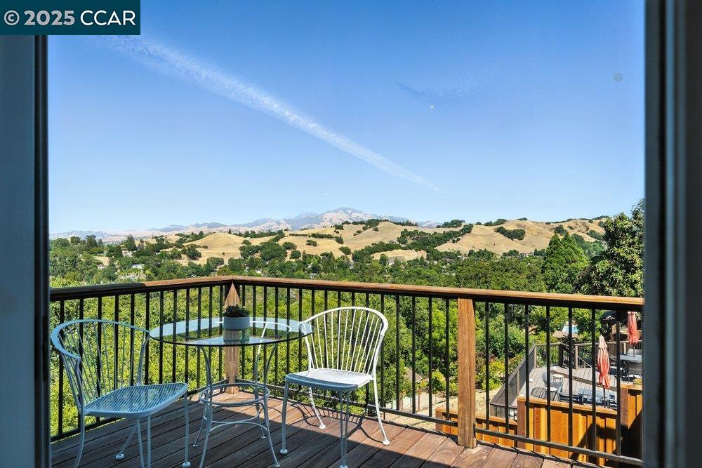Detail Gallery Image 40 of 60 For 3310 Sweet Dr, Lafayette,  CA 94549 - 4 Beds | 3 Baths