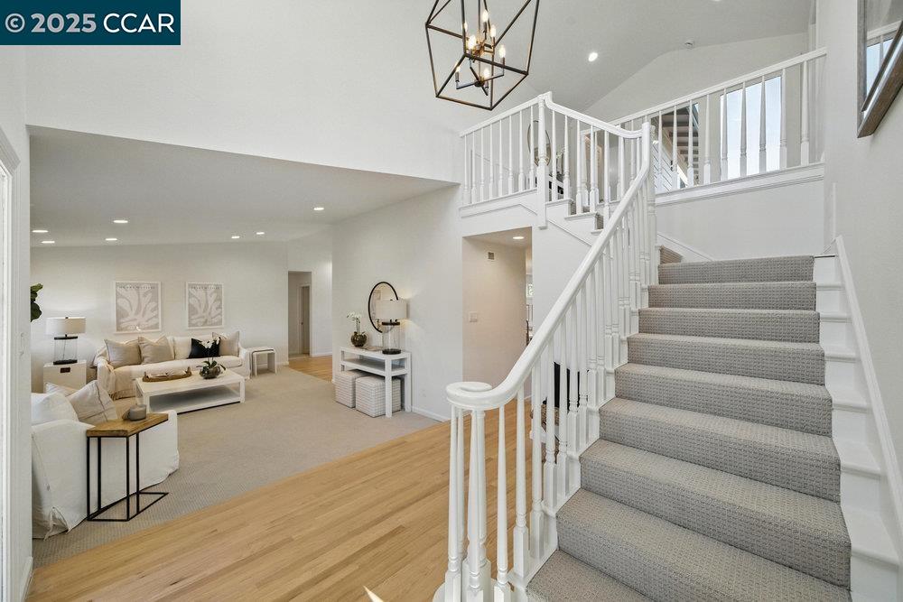 Detail Gallery Image 5 of 60 For 3310 Sweet Dr, Lafayette,  CA 94549 - 4 Beds | 3 Baths