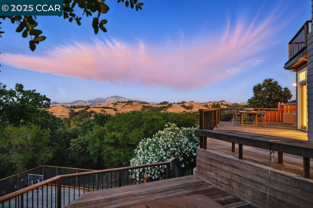 Detail Gallery Image 56 of 60 For 3310 Sweet Dr, Lafayette,  CA 94549 - 4 Beds | 3 Baths