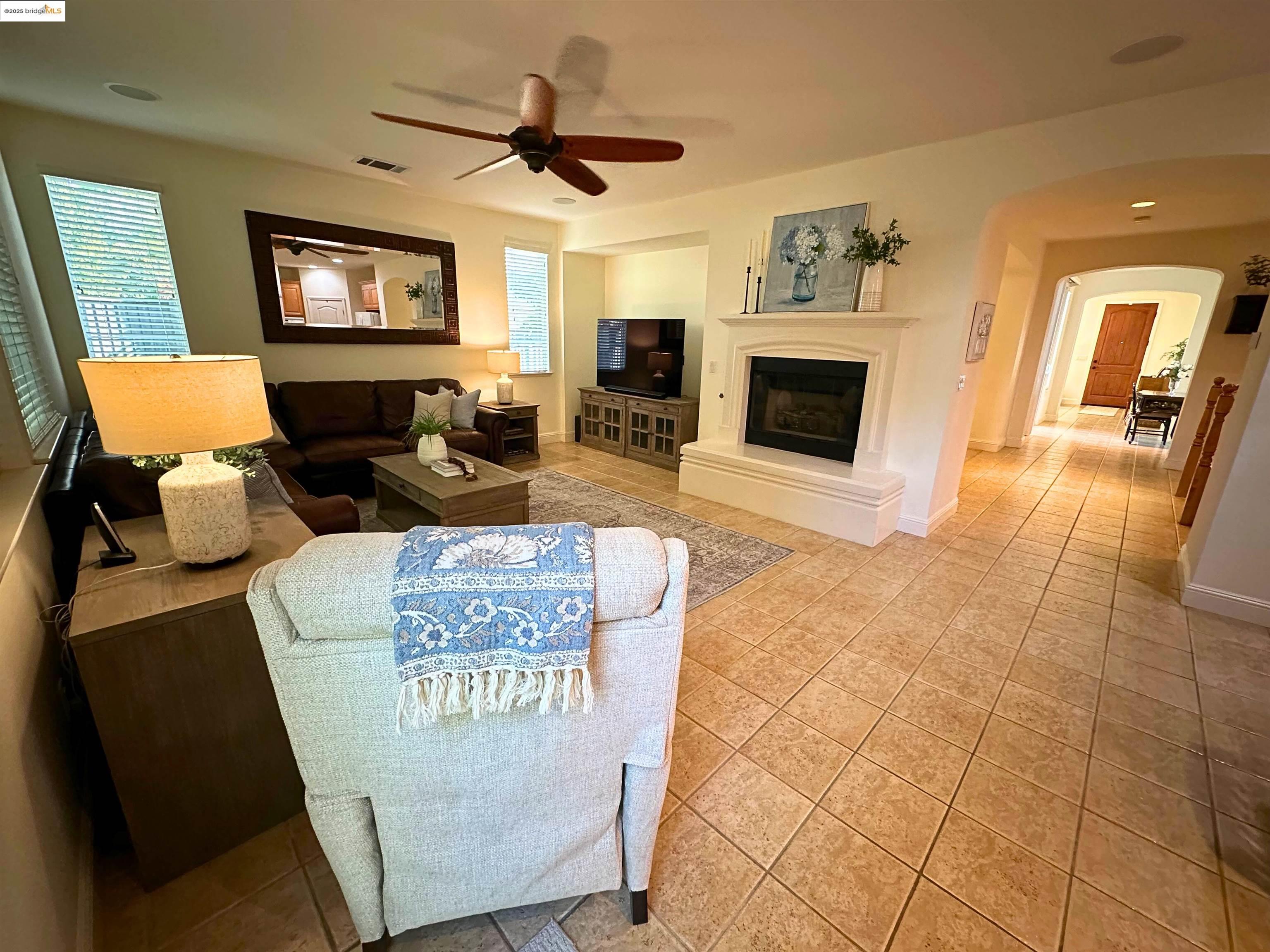 Detail Gallery Image 18 of 52 For 1327 Remington Ct, Tracy,  CA 95377 - 5 Beds | 4 Baths