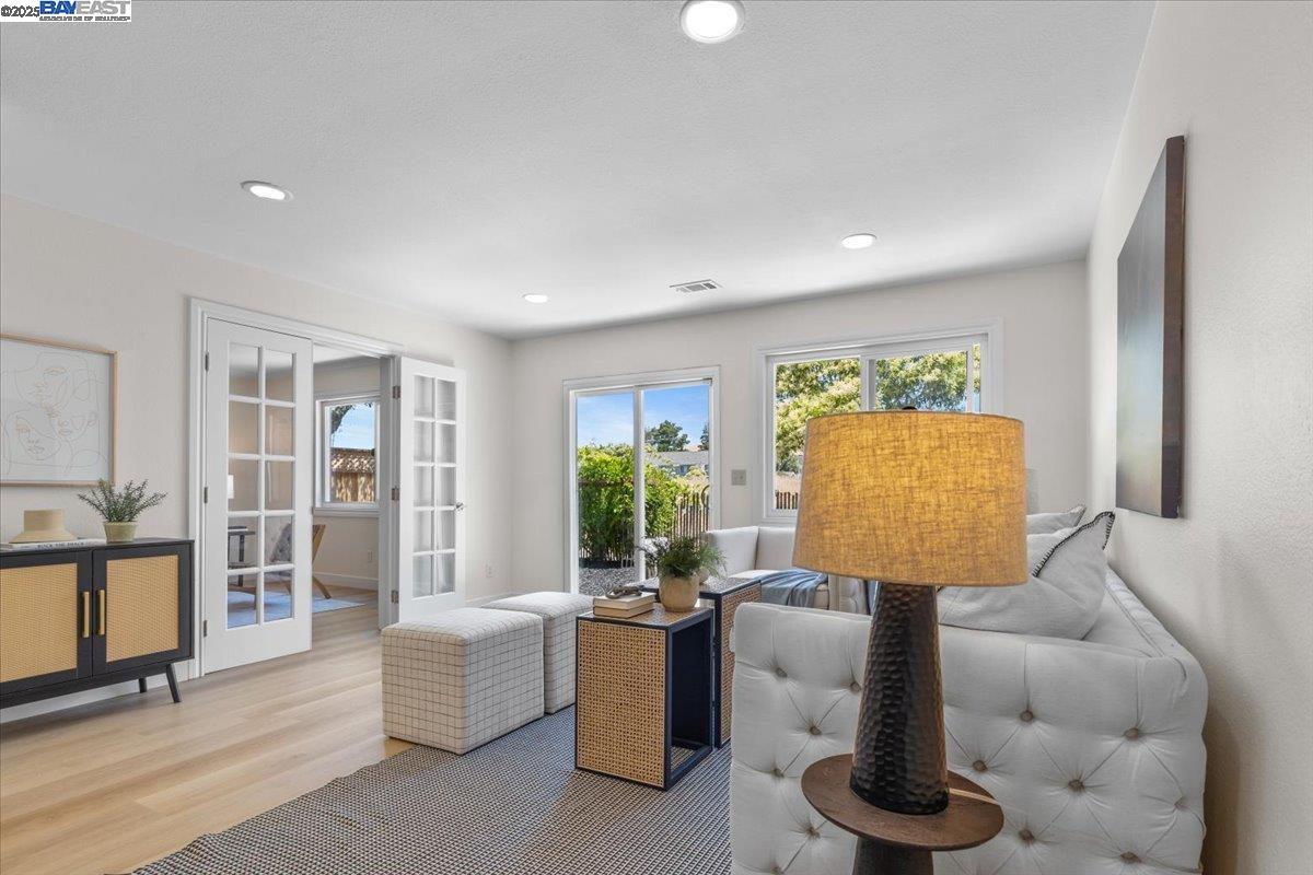 Detail Gallery Image 19 of 51 For 8351 Mulberry Pl, Dublin,  CA 94568 - 4 Beds | 2/1 Baths