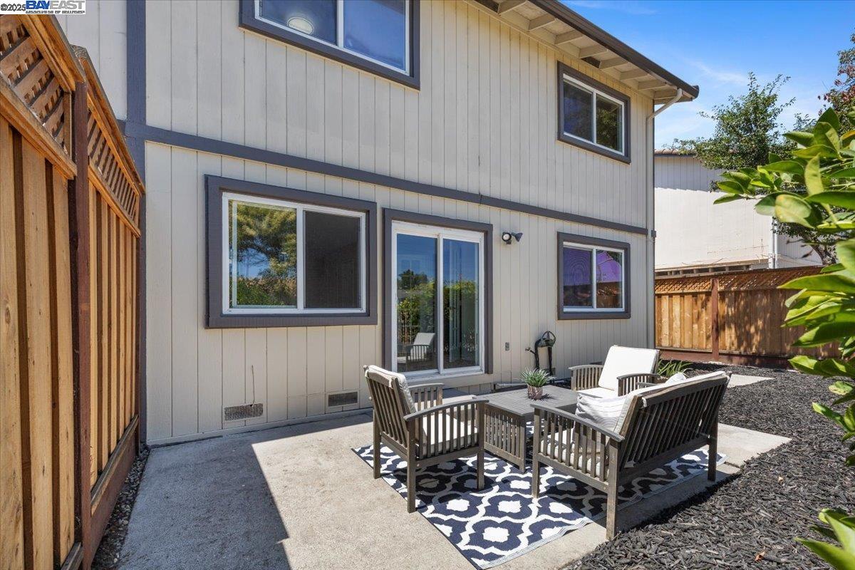 Detail Gallery Image 43 of 51 For 8351 Mulberry Pl, Dublin,  CA 94568 - 4 Beds | 2/1 Baths