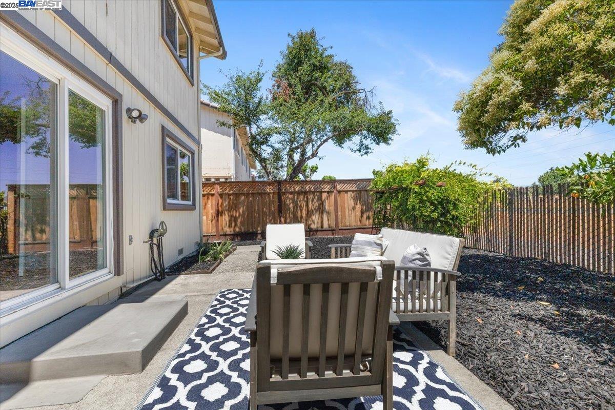 Detail Gallery Image 44 of 51 For 8351 Mulberry Pl, Dublin,  CA 94568 - 4 Beds | 2/1 Baths
