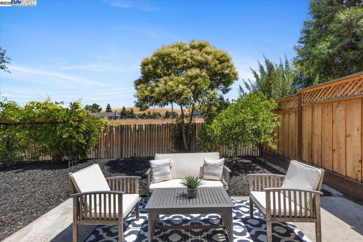 Detail Gallery Image 46 of 51 For 8351 Mulberry Pl, Dublin,  CA 94568 - 4 Beds | 2/1 Baths