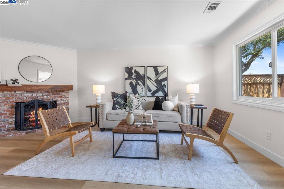 Detail Gallery Image 9 of 51 For 8351 Mulberry Pl, Dublin,  CA 94568 - 4 Beds | 2/1 Baths