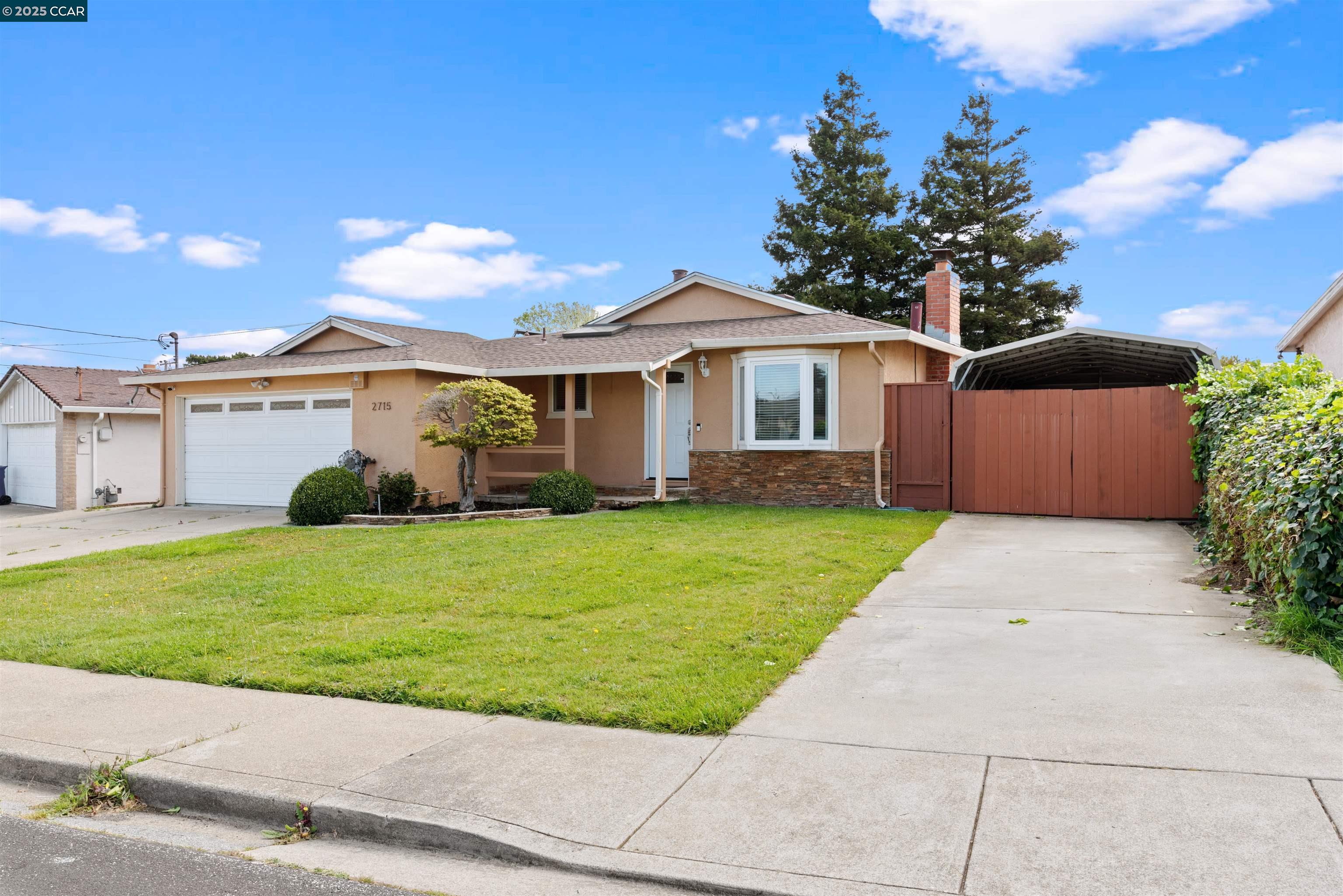 Detail Gallery Image 2 of 29 For 2715 Sargent Ave, San Pablo,  CA 94806 - 3 Beds | 2 Baths