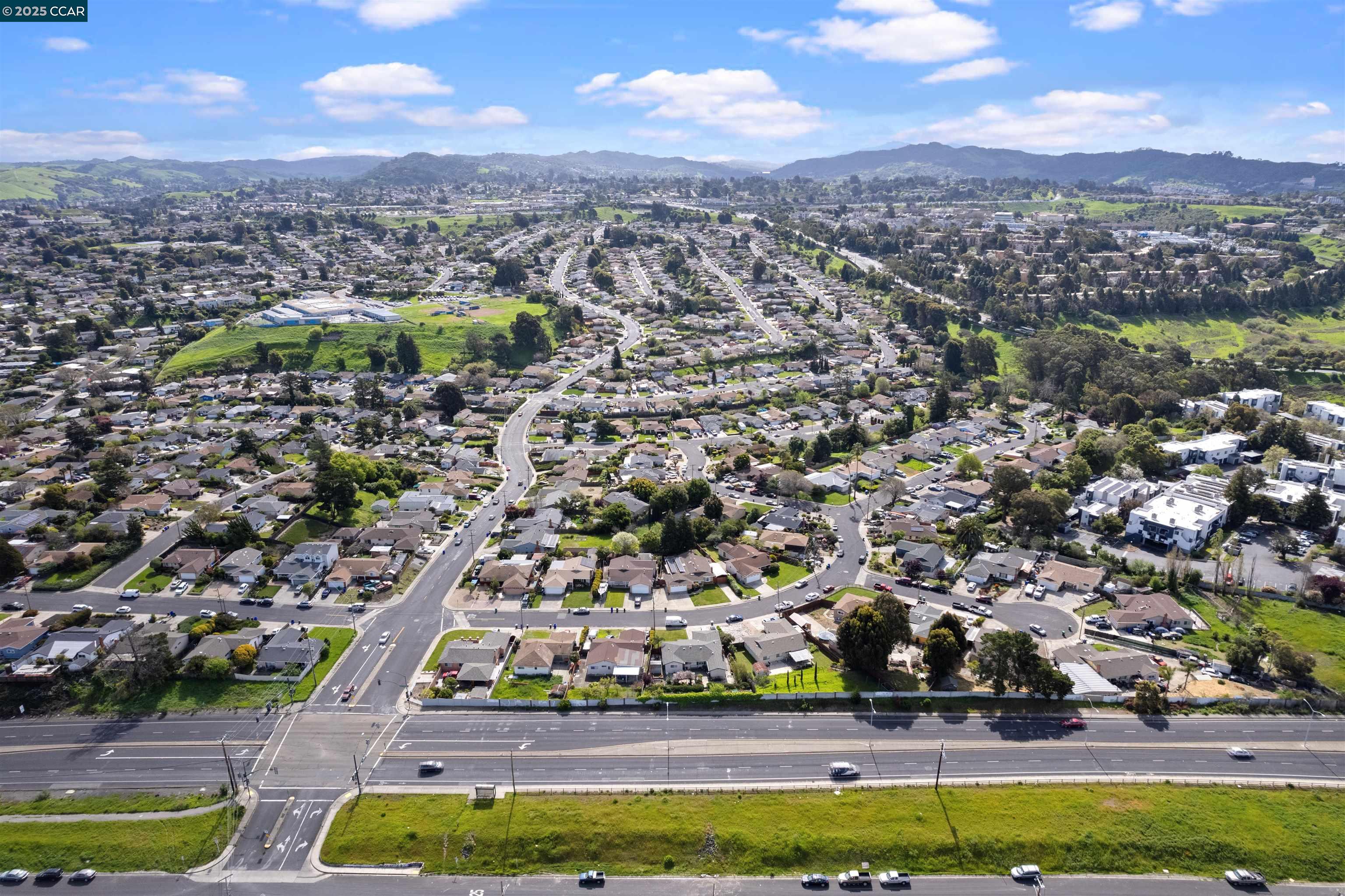 Detail Gallery Image 25 of 29 For 2715 Sargent Ave, San Pablo,  CA 94806 - 3 Beds | 2 Baths