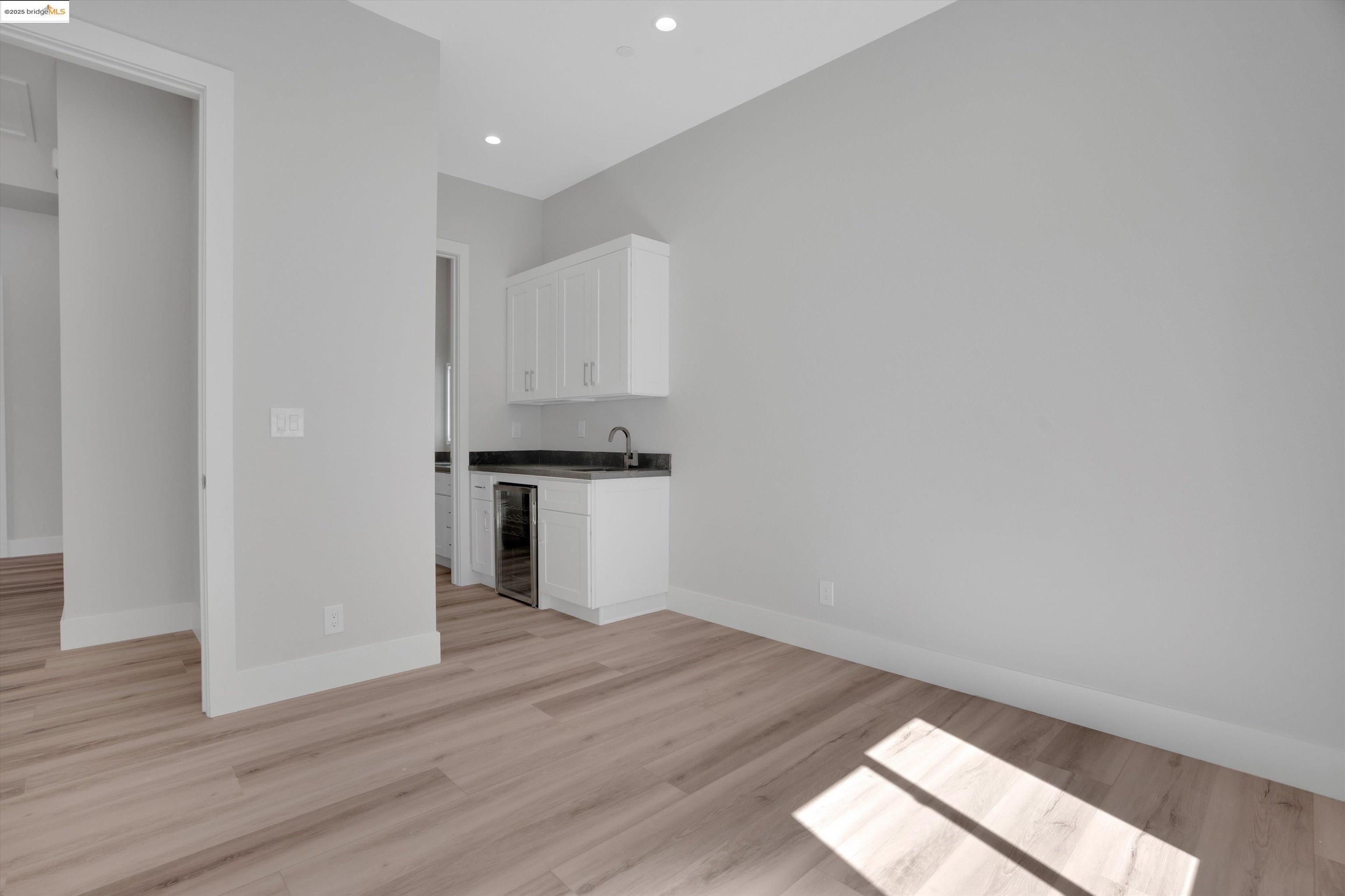 Detail Gallery Image 14 of 42 For 5590 Starboard Dr, Discovery Bay,  CA 94505 - 4 Beds | 4/1 Baths