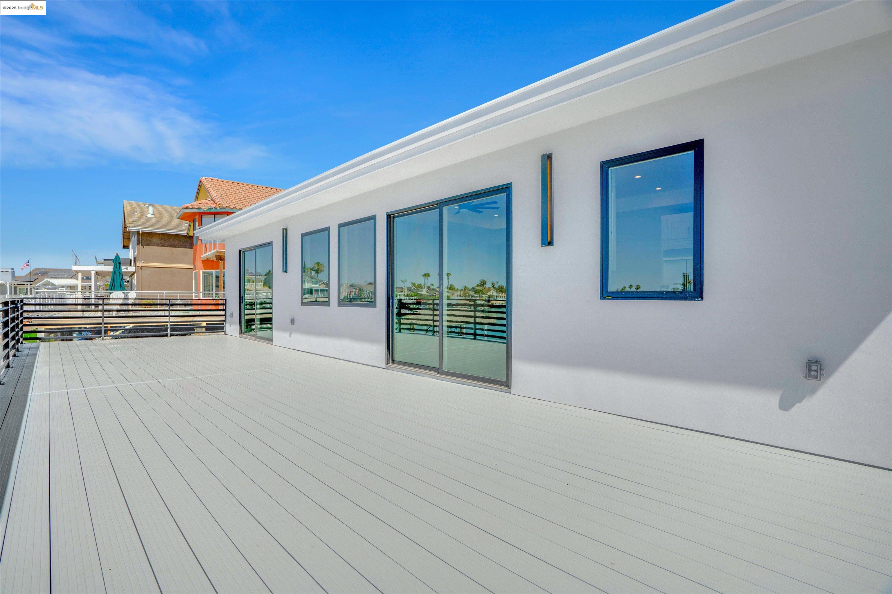 Detail Gallery Image 34 of 42 For 5590 Starboard Dr, Discovery Bay,  CA 94505 - 4 Beds | 4/1 Baths