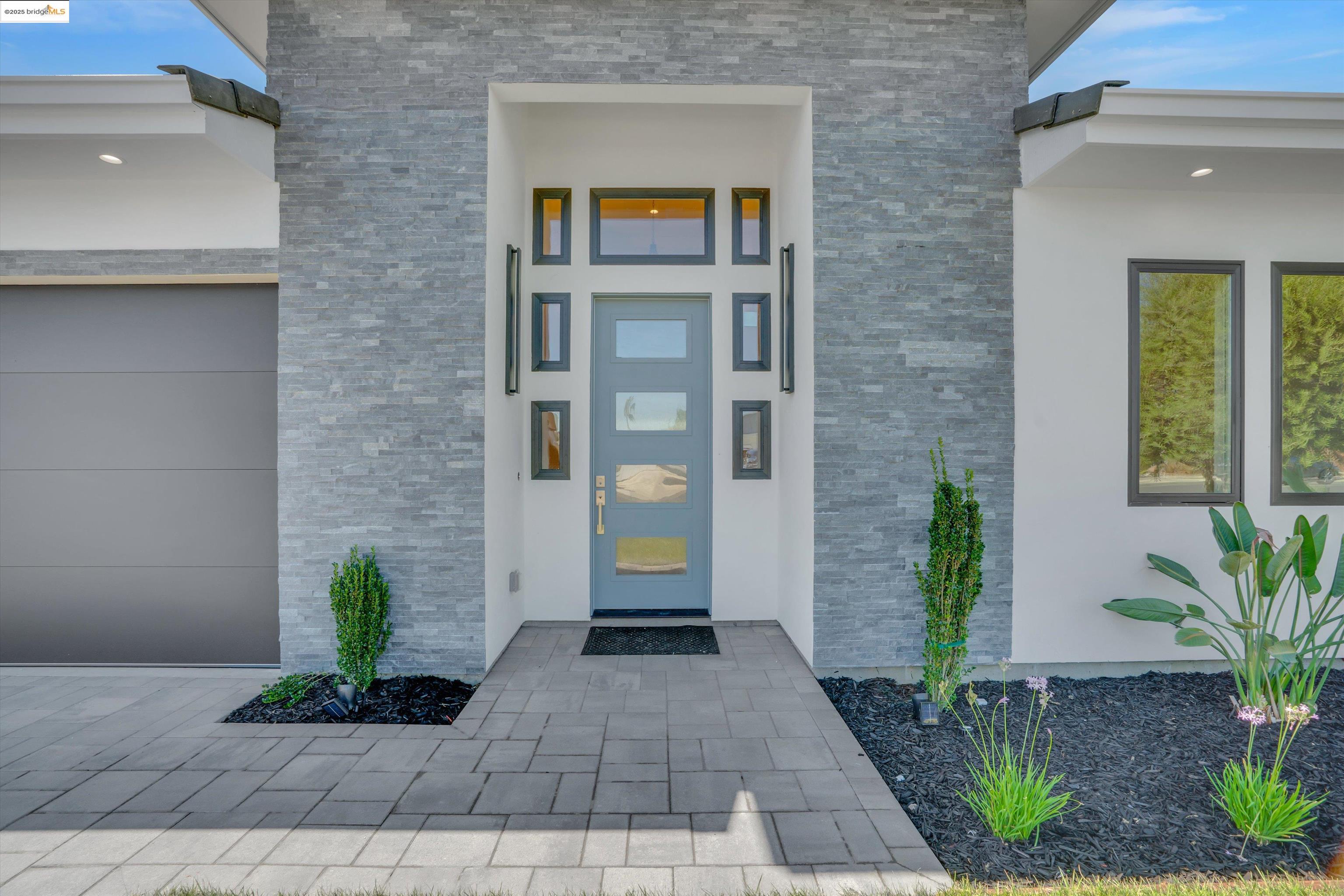 Detail Gallery Image 6 of 42 For 5590 Starboard Dr, Discovery Bay,  CA 94505 - 4 Beds | 4/1 Baths