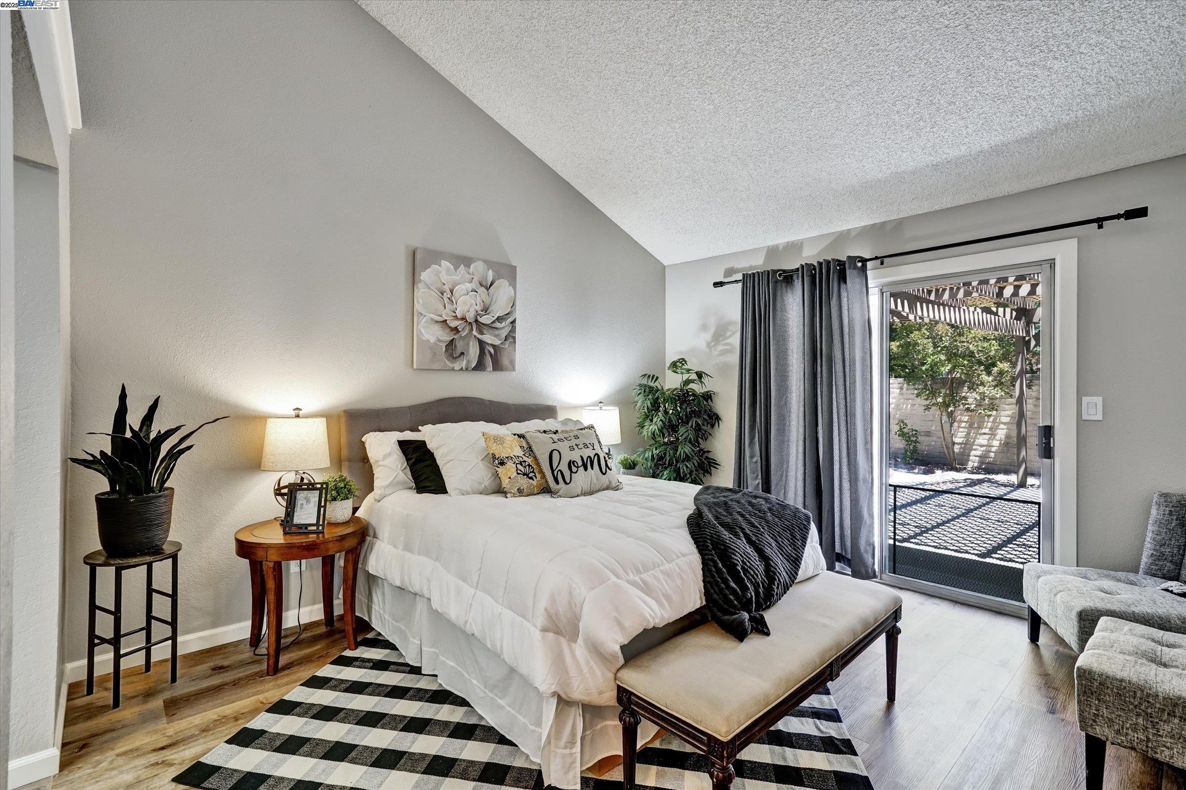 Detail Gallery Image 15 of 27 For 5927 Corte Cerritos, Pleasanton,  CA 94566 - 2 Beds | 2 Baths