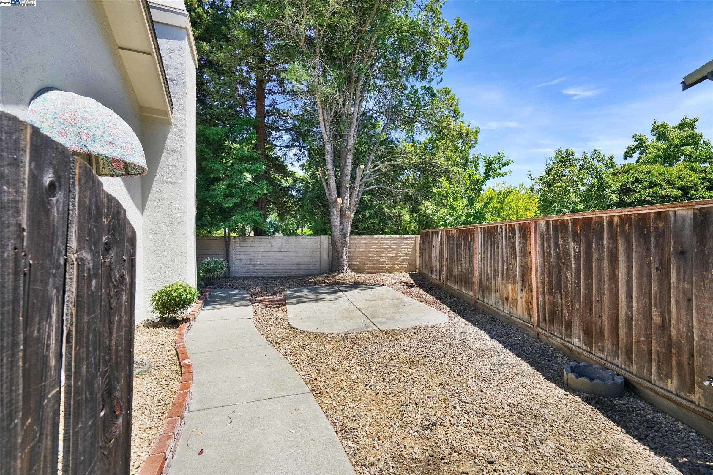 Detail Gallery Image 23 of 27 For 5927 Corte Cerritos, Pleasanton,  CA 94566 - 2 Beds | 2 Baths