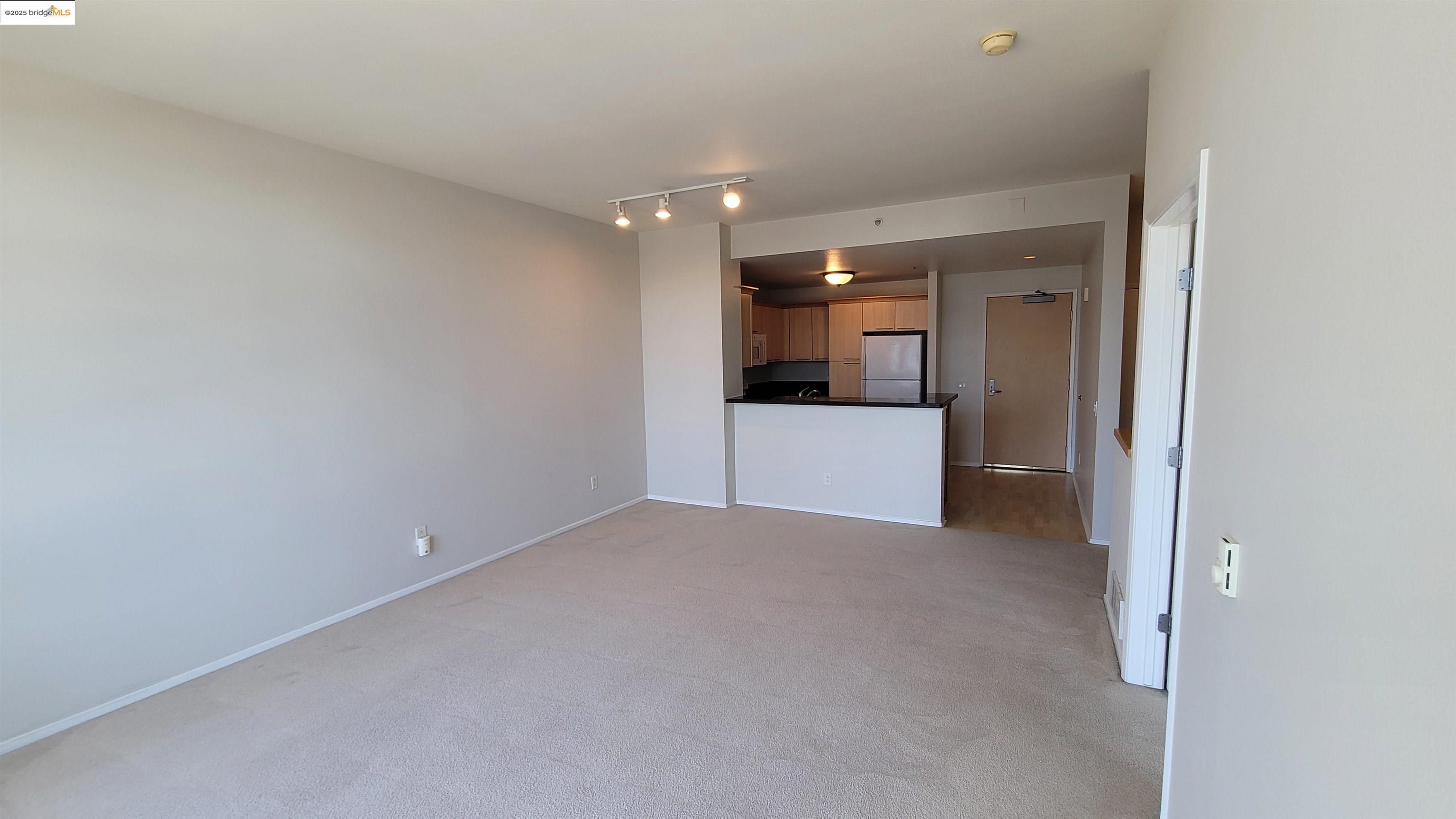 Detail Gallery Image 15 of 26 For 1 Lakeside Dr #1509,  Oakland,  CA 94612 - 1 Beds | 1 Baths