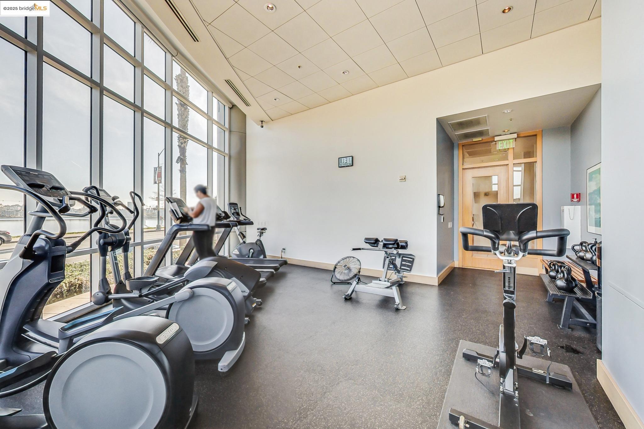 Detail Gallery Image 24 of 26 For 1 Lakeside Dr #1509,  Oakland,  CA 94612 - 1 Beds | 1 Baths