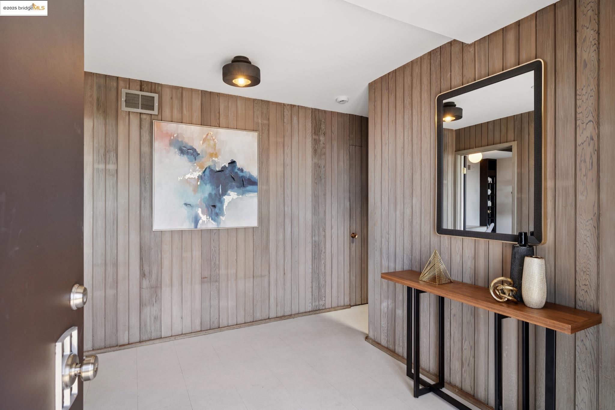 Detail Gallery Image 3 of 59 For 1091 Creston Rd, Berkeley,  CA 94708 - 4 Beds | 2 Baths