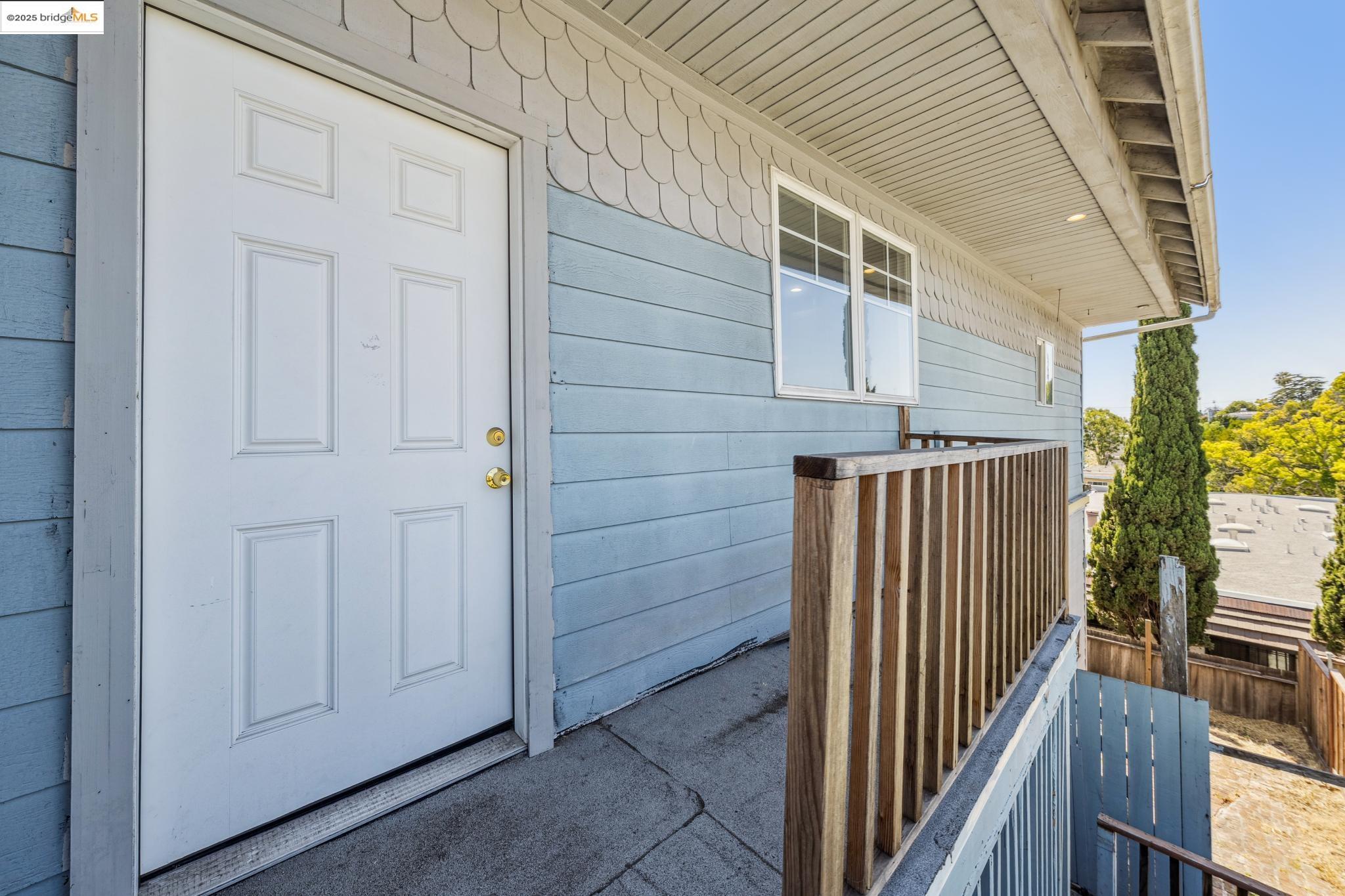 Detail Gallery Image 34 of 54 For 3427 Laguna Ave, Oakland,  CA 94602 - 4 Beds | 3 Baths