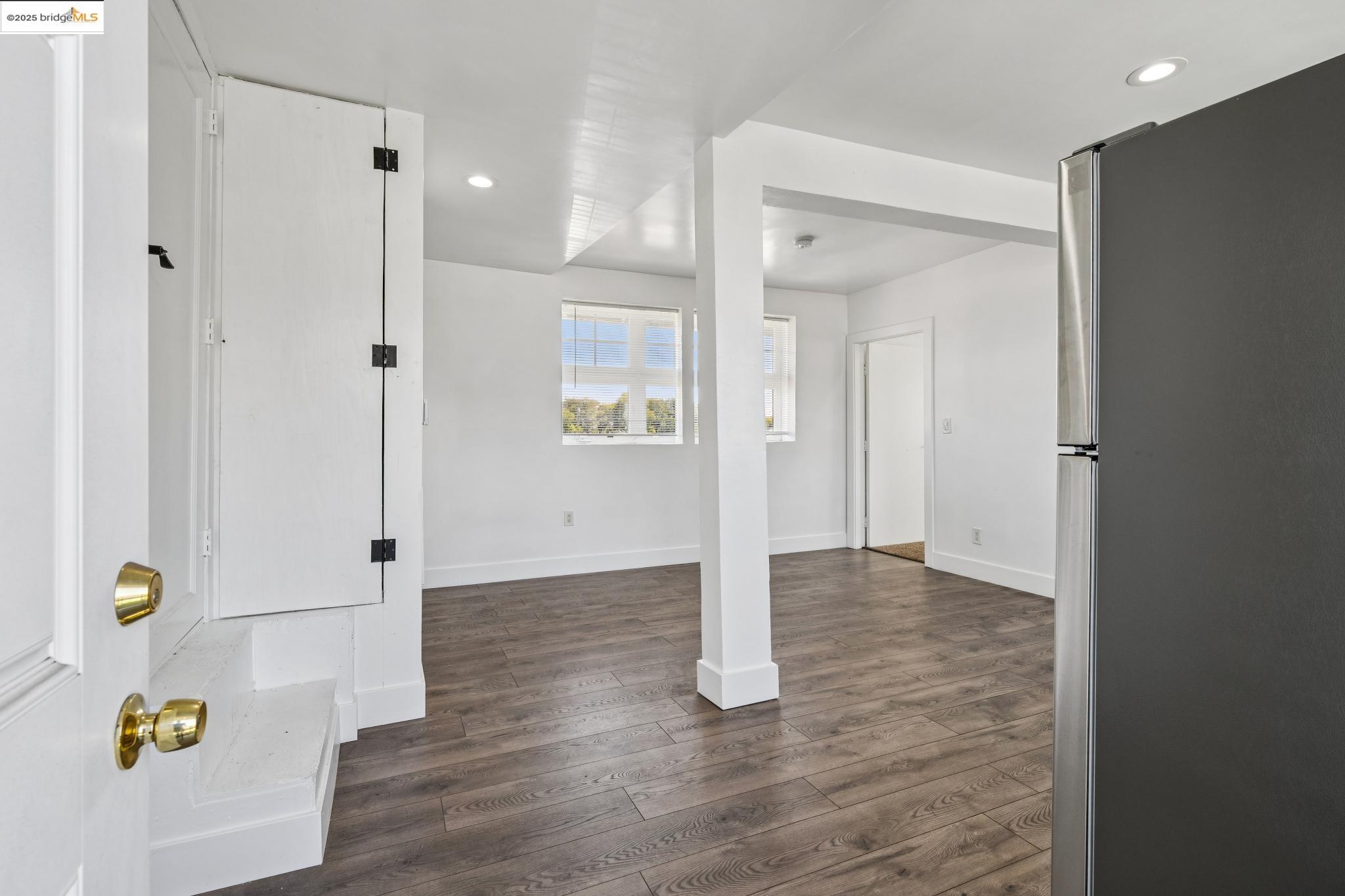 Detail Gallery Image 37 of 54 For 3427 Laguna Ave, Oakland,  CA 94602 - 4 Beds | 3 Baths