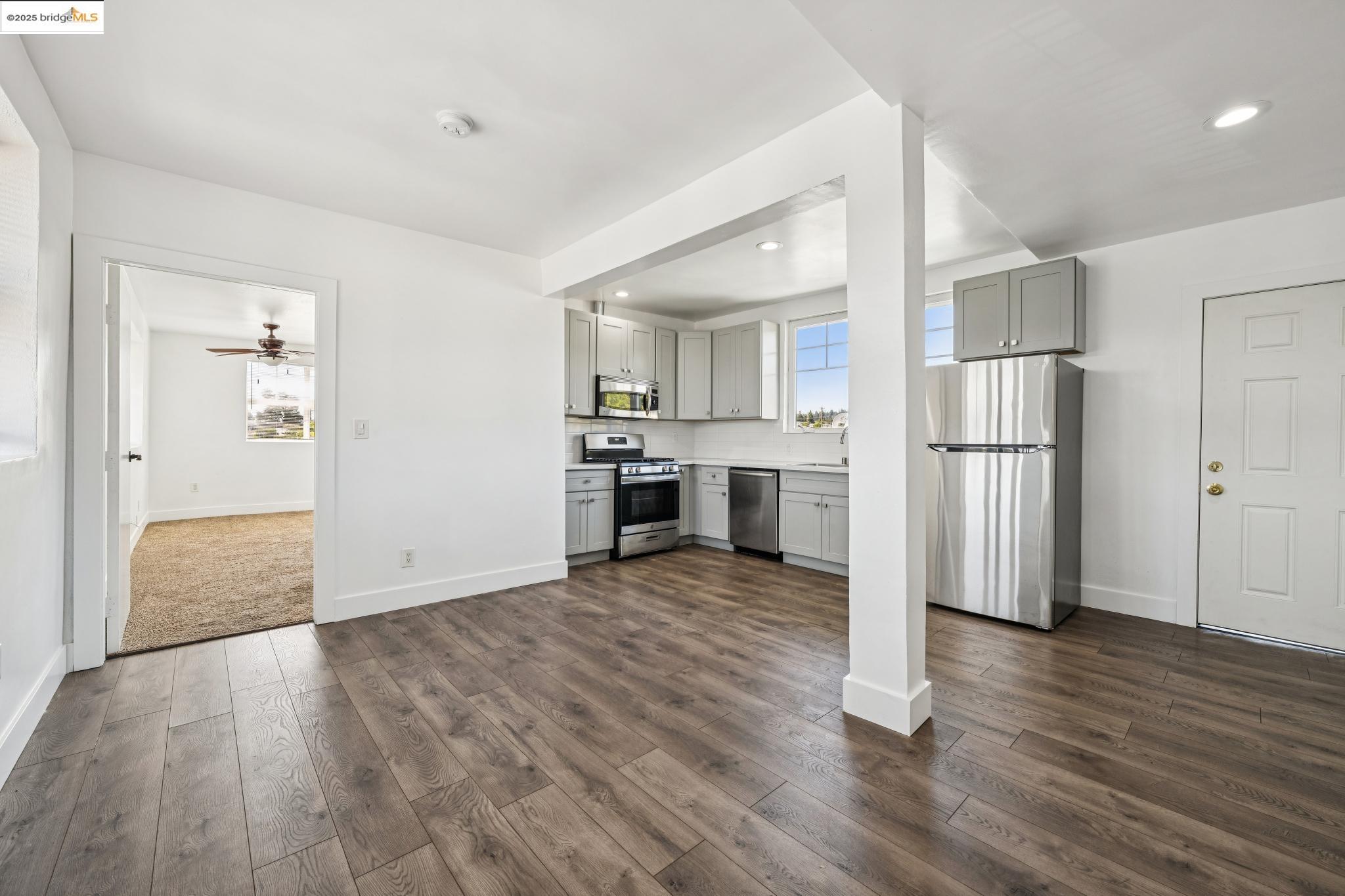 Detail Gallery Image 39 of 54 For 3427 Laguna Ave, Oakland,  CA 94602 - 4 Beds | 3 Baths