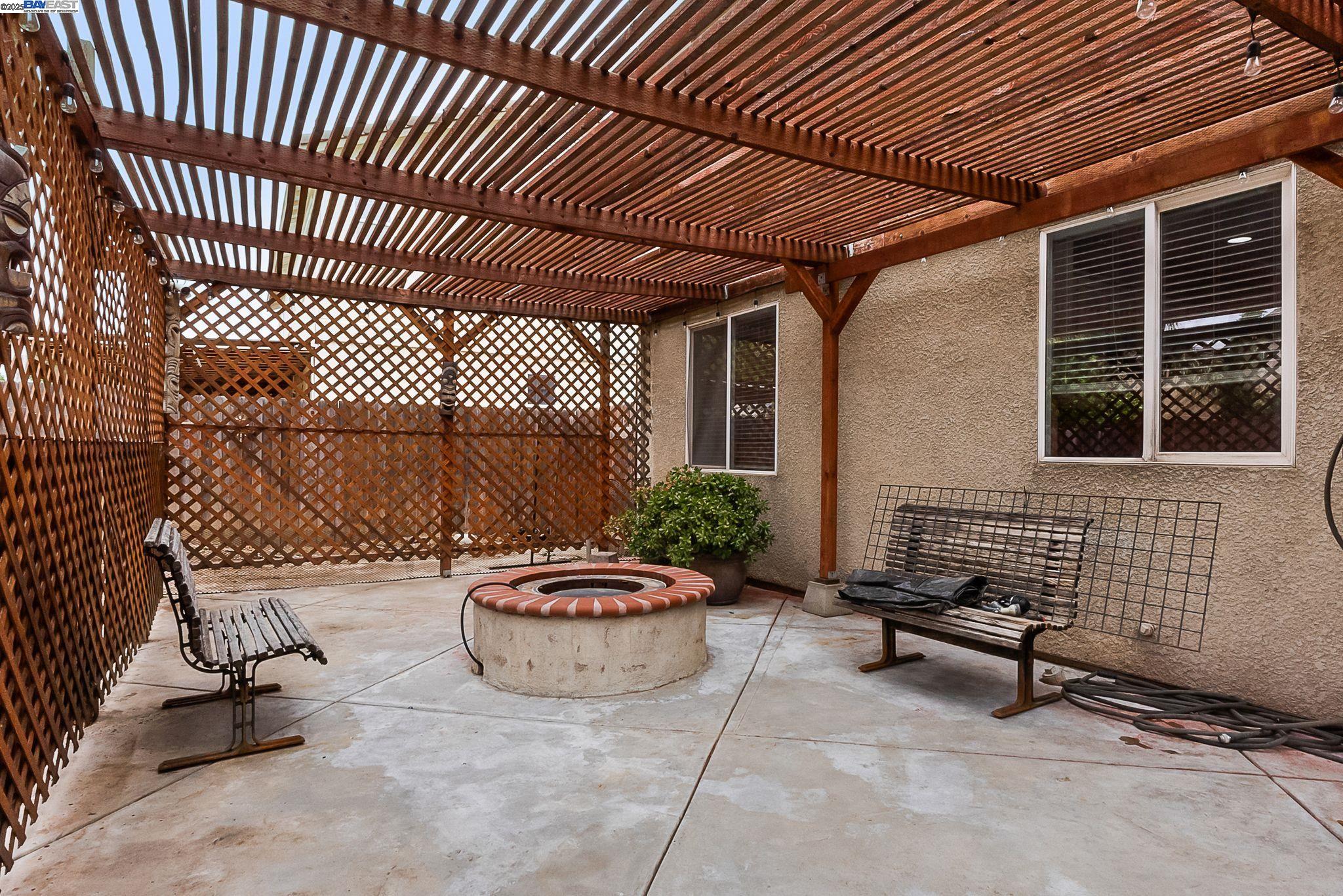 Detail Gallery Image 36 of 44 For 1906 Wilson Ct, Antioch,  CA 94509 - 5 Beds | 3 Baths