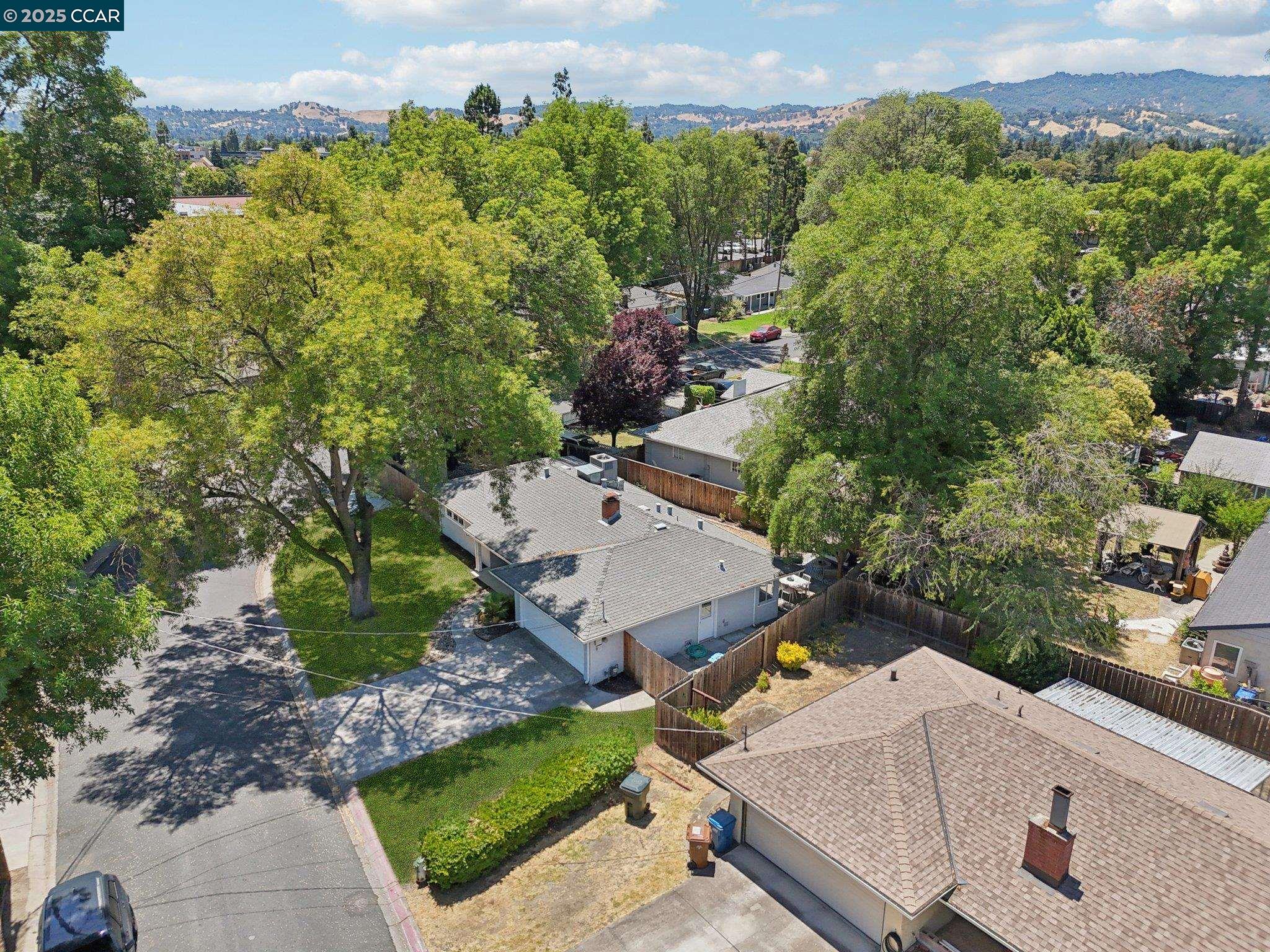 Detail Gallery Image 25 of 28 For 1994 Marta, Pleasant Hill,  CA 94523-3043 - 3 Beds | 1 Baths
