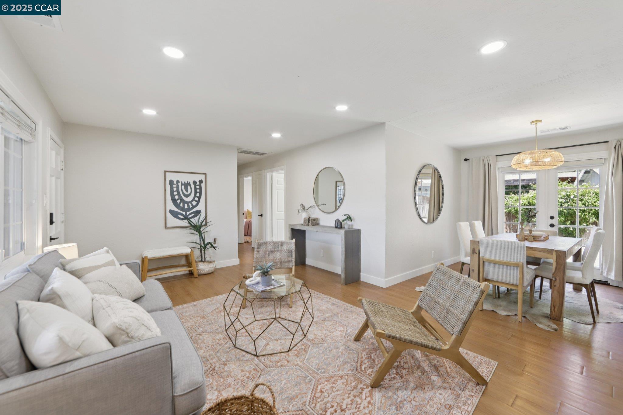 Detail Gallery Image 7 of 28 For 1994 Marta, Pleasant Hill,  CA 94523-3043 - 3 Beds | 1 Baths