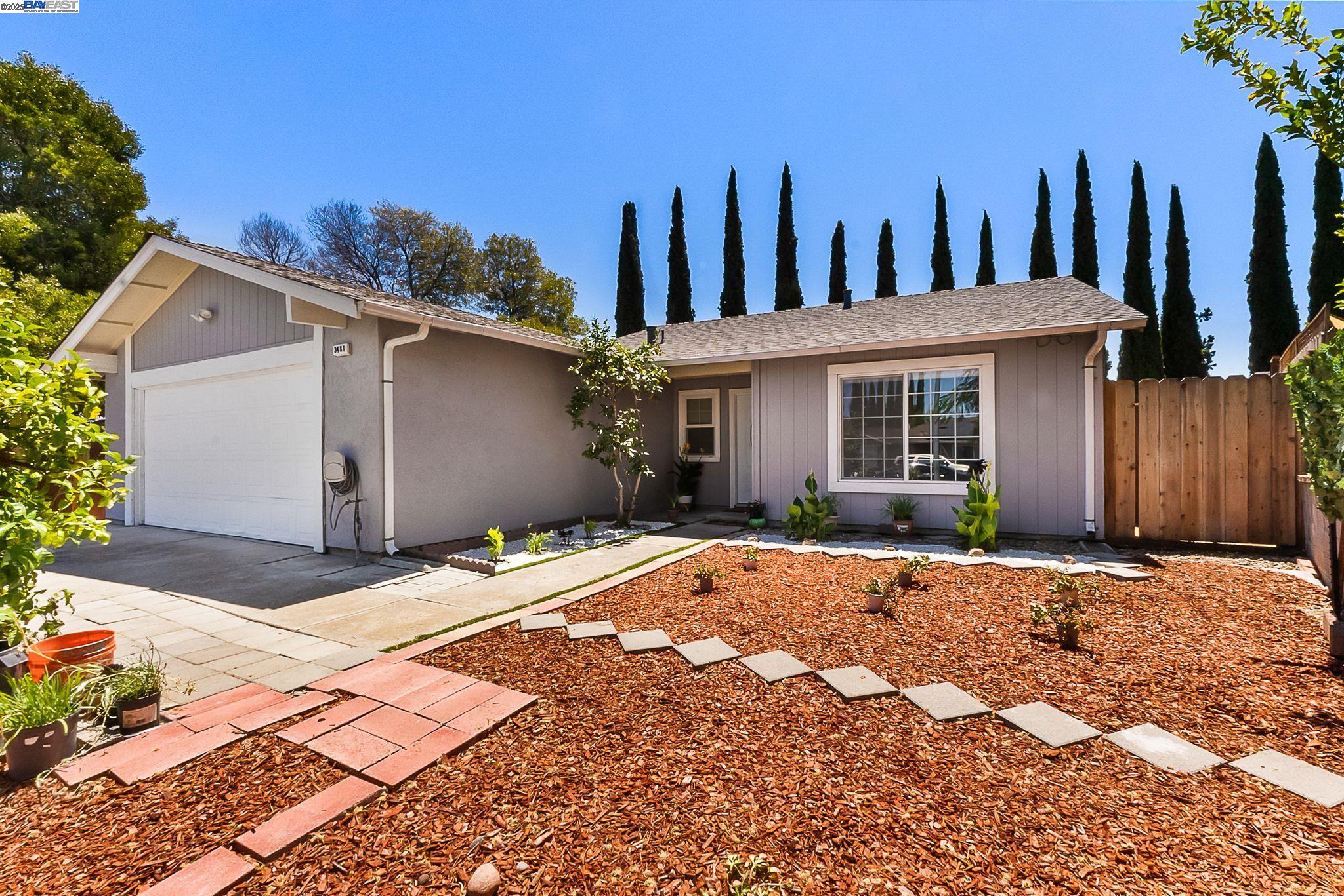 Detail Gallery Image 1 of 1 For 3481 Michael Pl, Bay Point,  CA 94565 - 3 Beds | 2 Baths