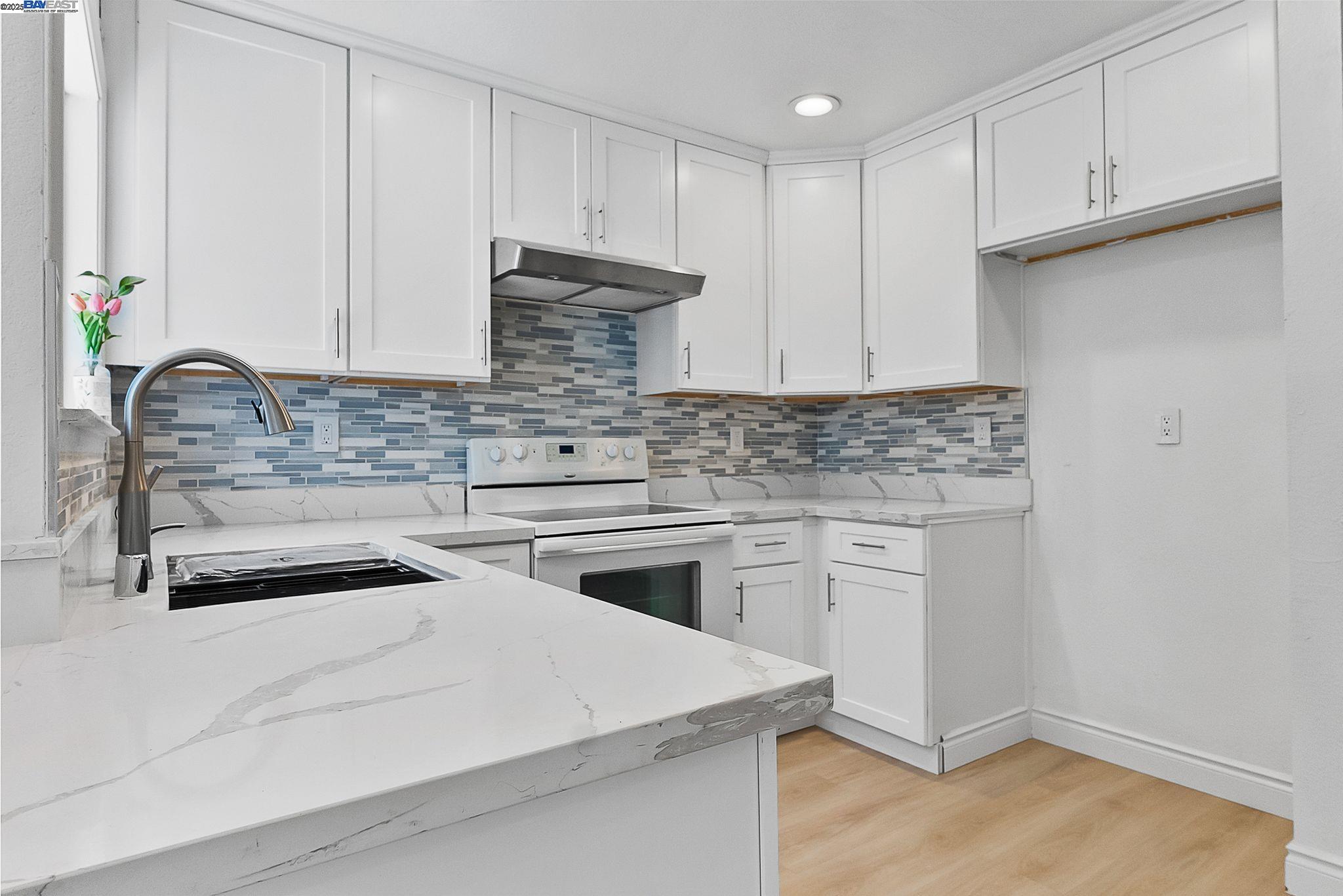 Detail Gallery Image 2 of 33 For 3481 Michael Pl, Bay Point,  CA 94565 - 3 Beds | 2 Baths