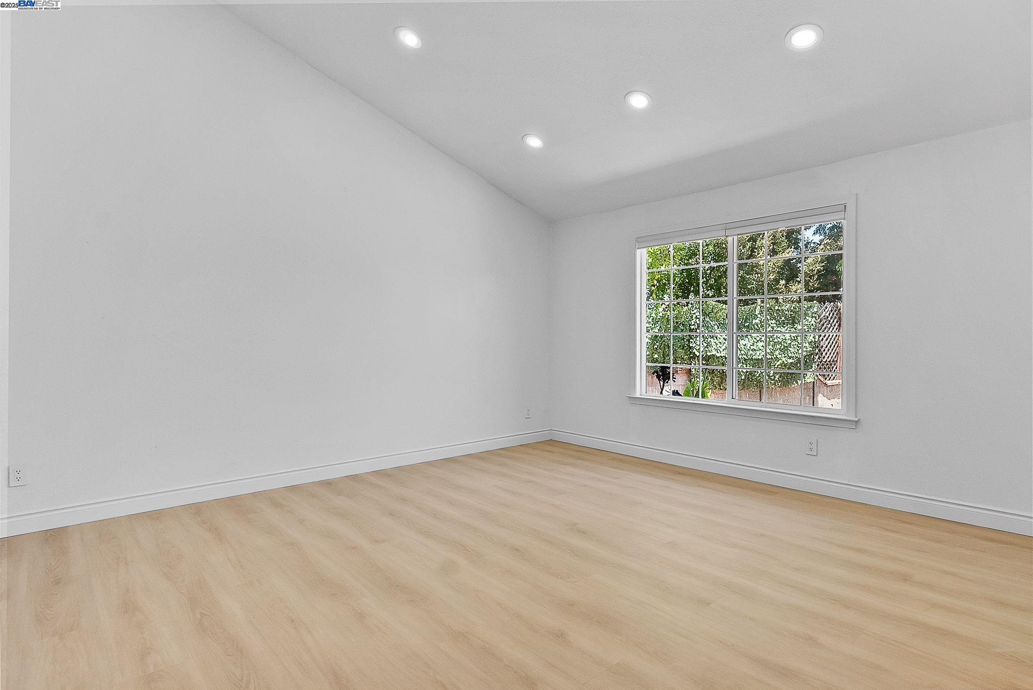 Detail Gallery Image 9 of 33 For 3481 Michael Pl, Bay Point,  CA 94565 - 3 Beds | 2 Baths