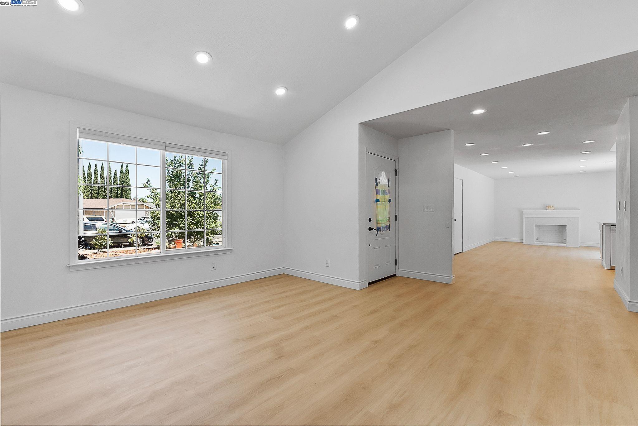 Detail Gallery Image 11 of 33 For 3481 Michael Pl, Bay Point,  CA 94565 - 3 Beds | 2 Baths