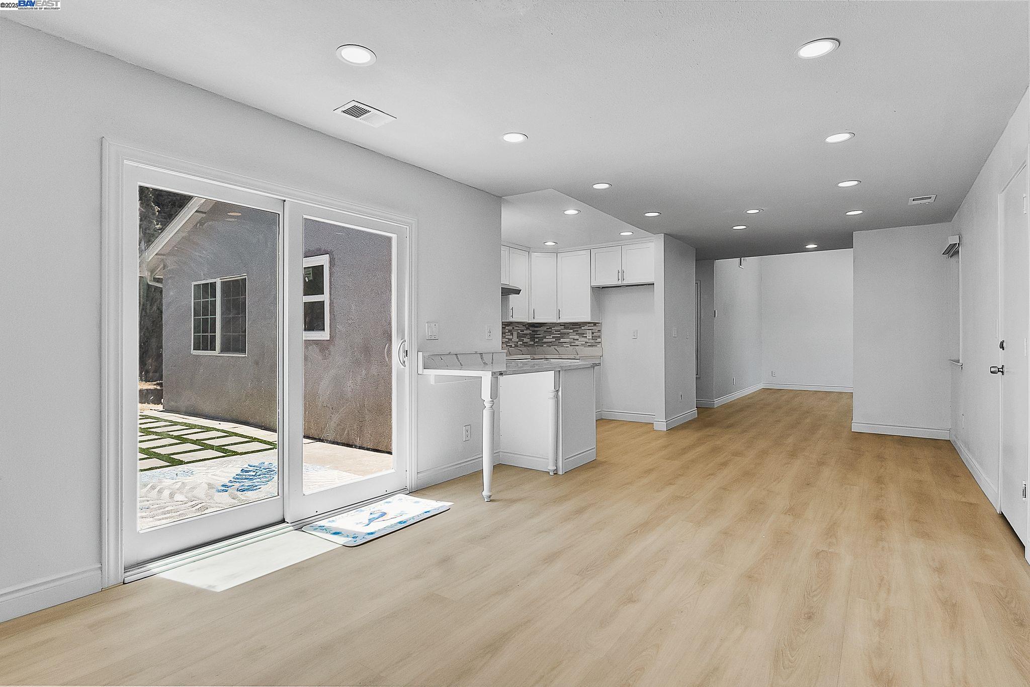 Detail Gallery Image 14 of 33 For 3481 Michael Pl, Bay Point,  CA 94565 - 3 Beds | 2 Baths