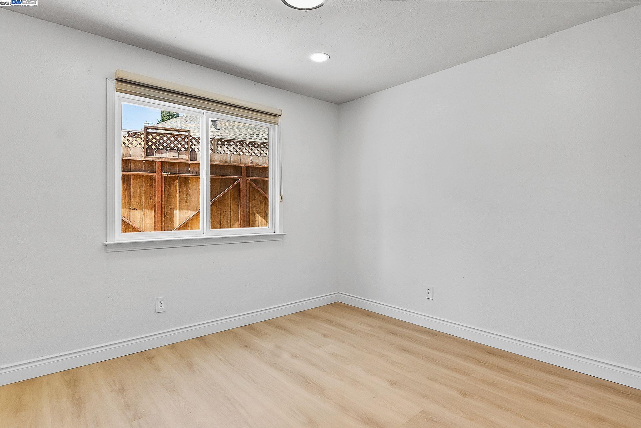 Detail Gallery Image 15 of 33 For 3481 Michael Pl, Bay Point,  CA 94565 - 3 Beds | 2 Baths