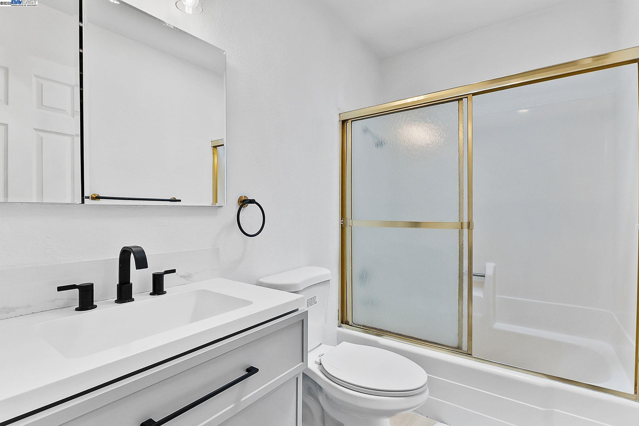 Detail Gallery Image 17 of 33 For 3481 Michael Pl, Bay Point,  CA 94565 - 3 Beds | 2 Baths