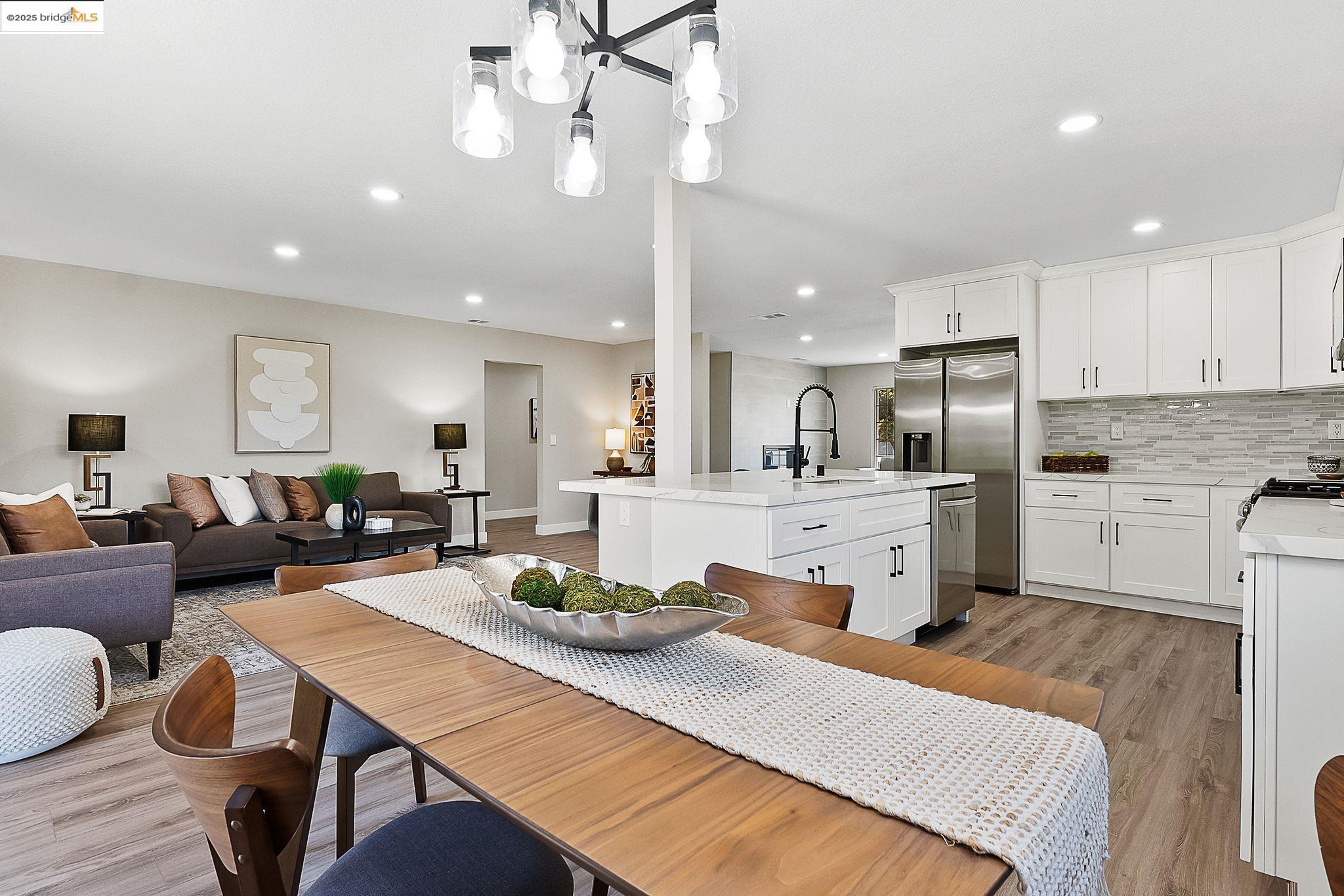 Detail Gallery Image 22 of 50 For 1816 Lynwood Dr, Concord,  CA 94519 - 4 Beds | 2 Baths