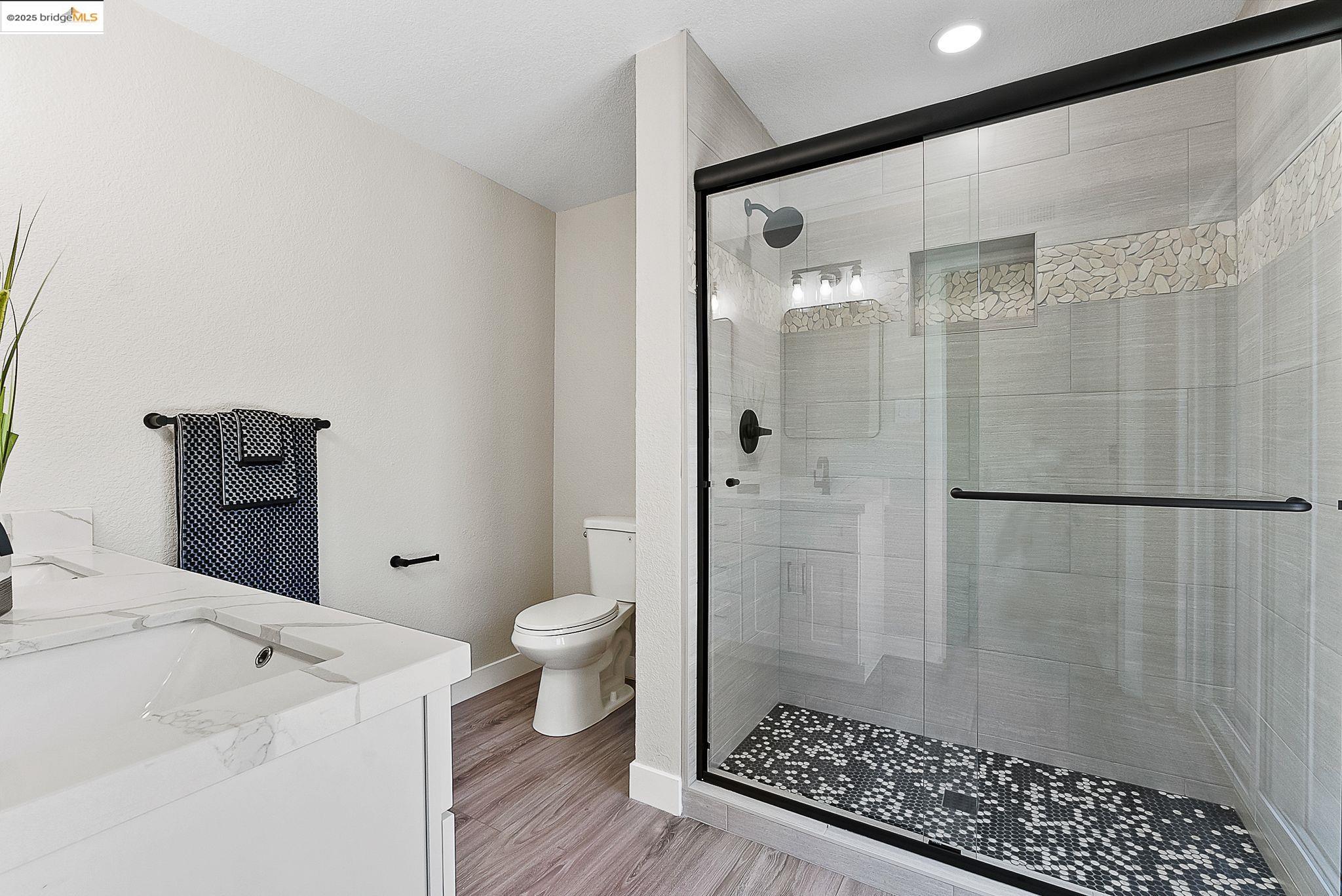 Detail Gallery Image 36 of 50 For 1816 Lynwood Dr, Concord,  CA 94519 - 4 Beds | 2 Baths