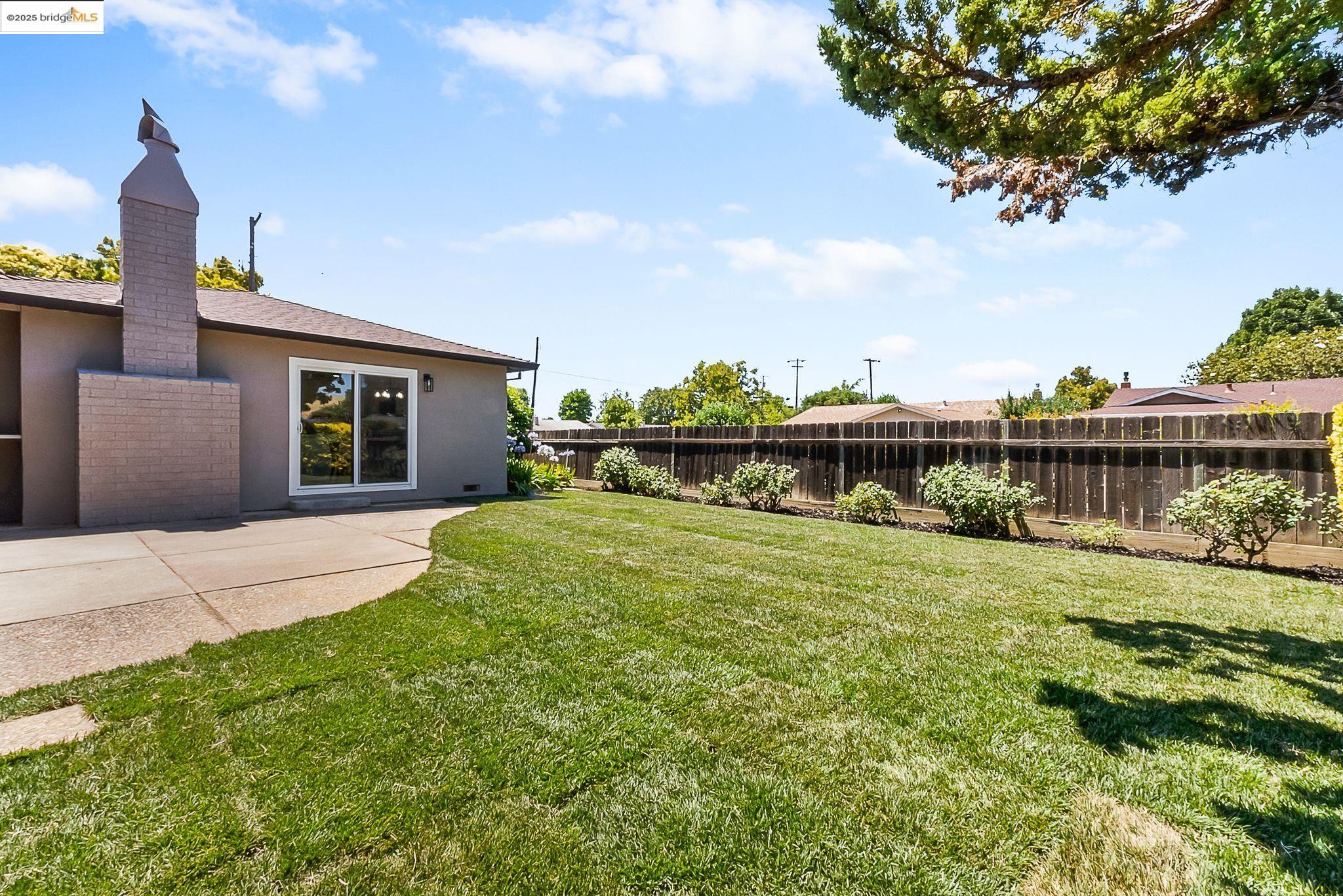 Detail Gallery Image 40 of 50 For 1816 Lynwood Dr, Concord,  CA 94519 - 4 Beds | 2 Baths