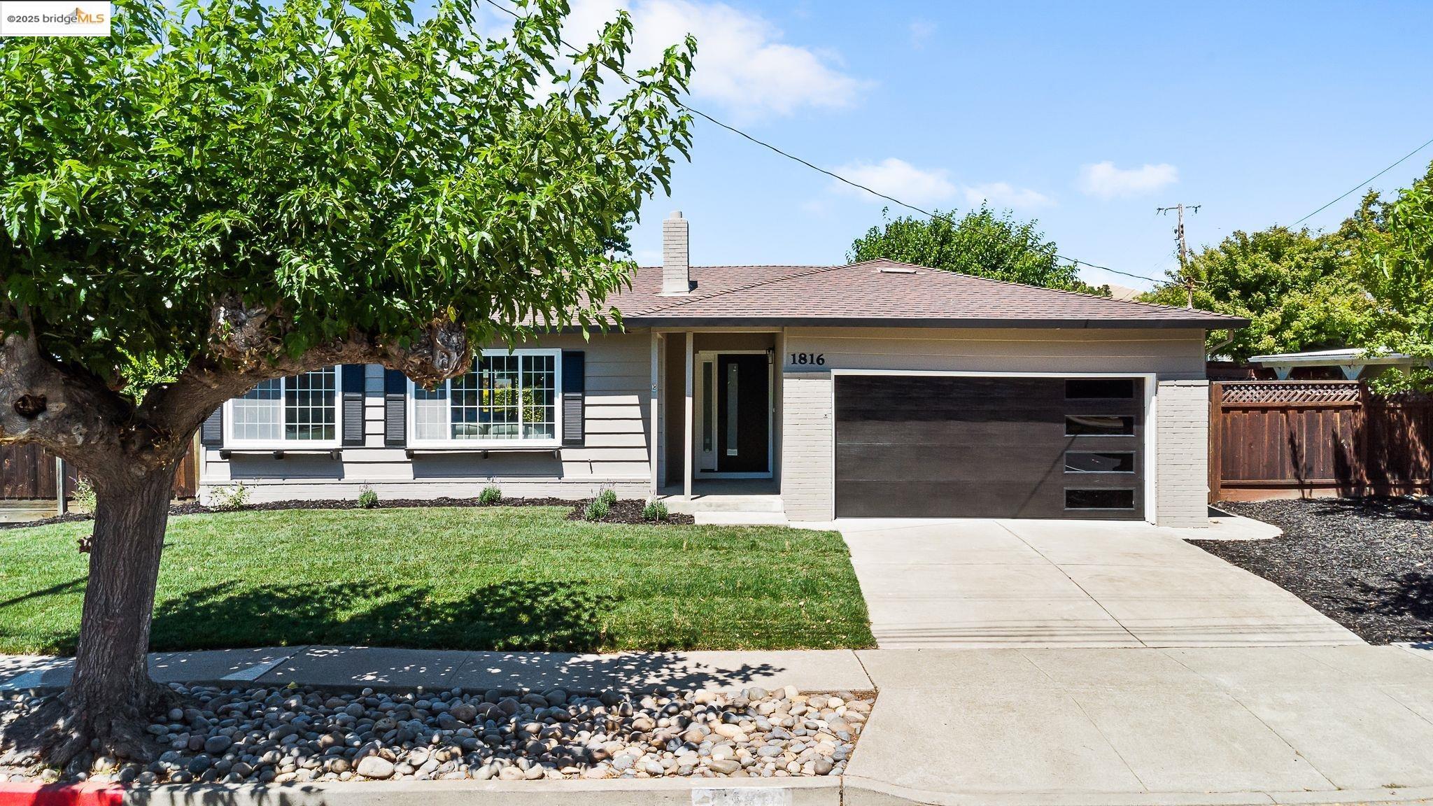 Detail Gallery Image 45 of 50 For 1816 Lynwood Dr, Concord,  CA 94519 - 4 Beds | 2 Baths
