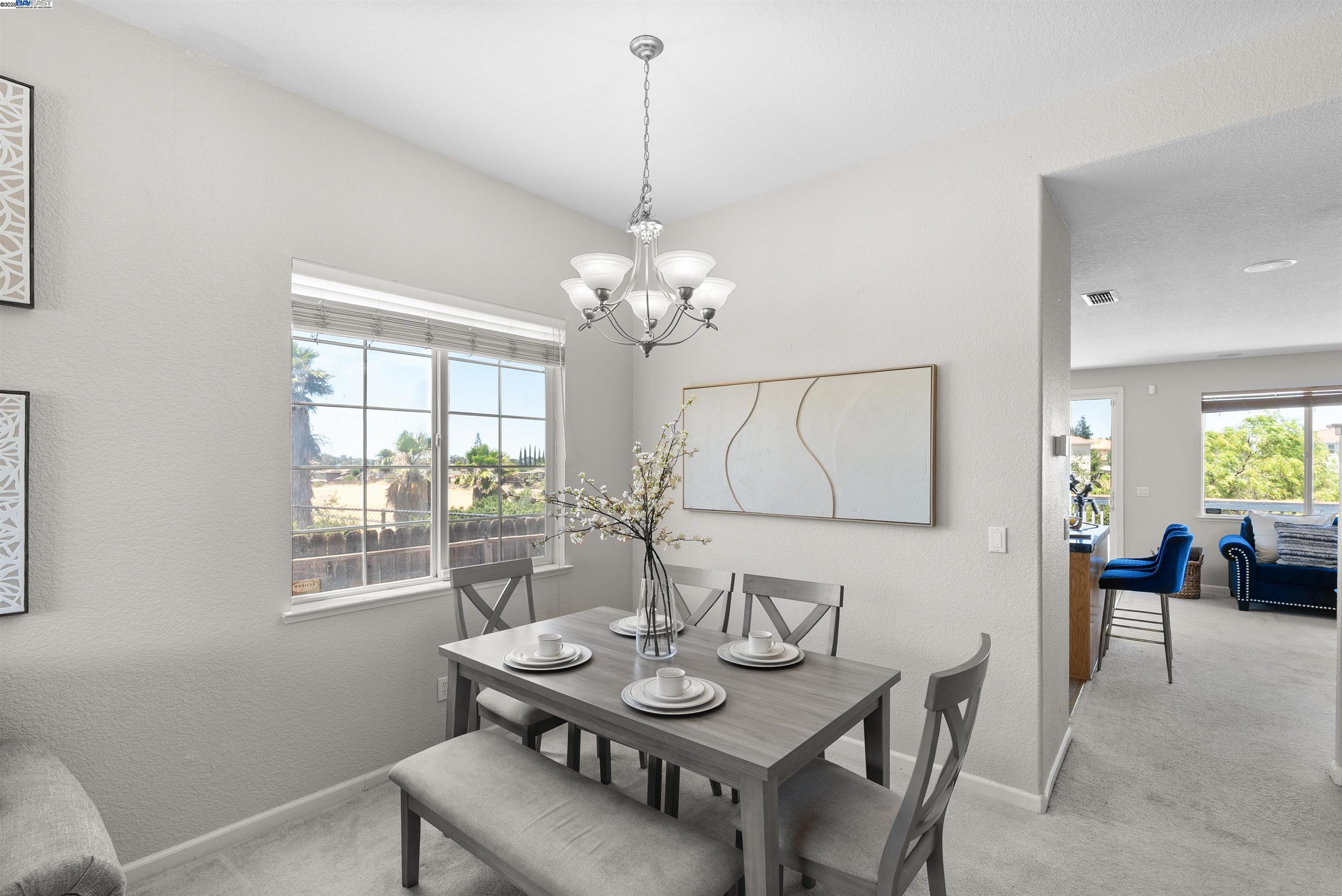 Detail Gallery Image 6 of 49 For 2005 Carpinteria Dr, Antioch,  CA 94509 - 4 Beds | 3 Baths