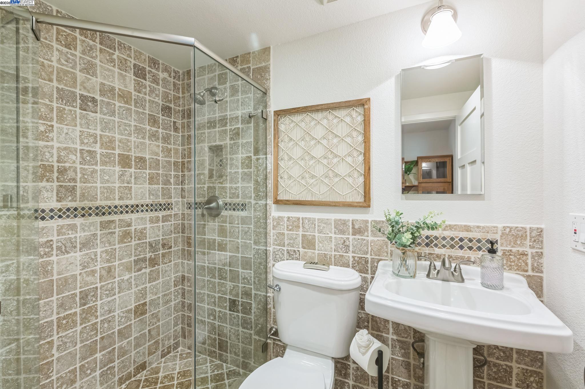Detail Gallery Image 12 of 15 For 812 Luz Ct, Danville,  CA 94526 - 3 Beds | 2 Baths