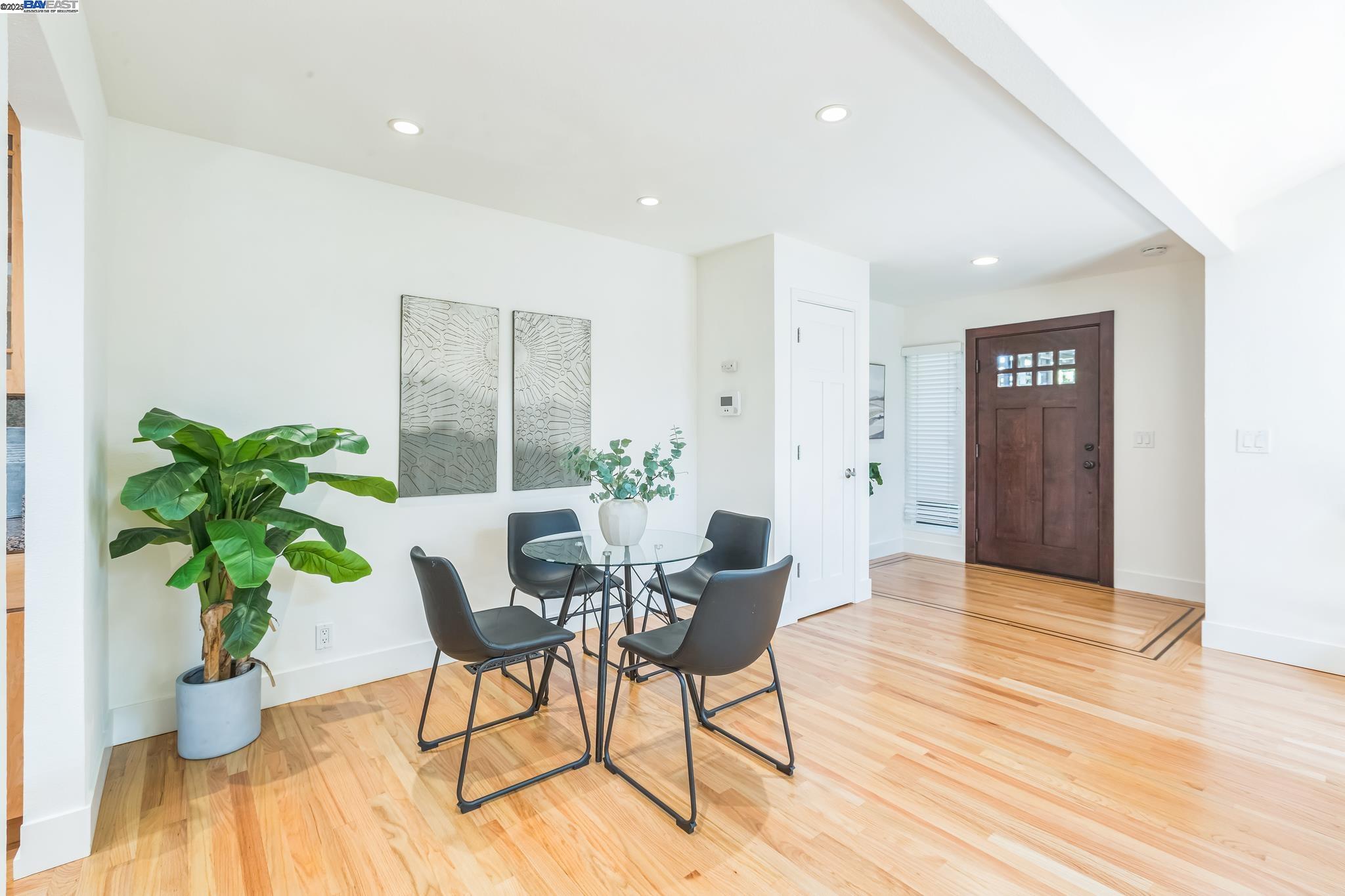 Detail Gallery Image 3 of 15 For 812 Luz Ct, Danville,  CA 94526 - 3 Beds | 2 Baths