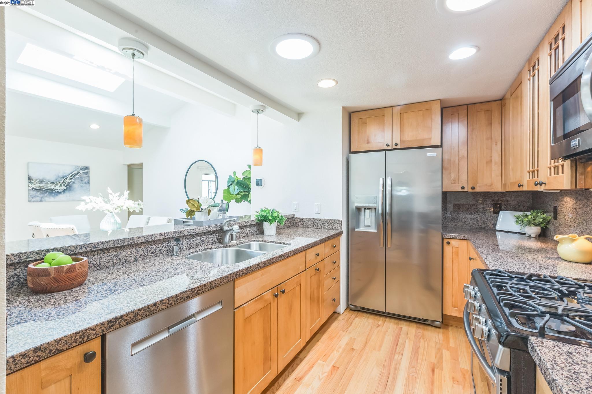 Detail Gallery Image 7 of 15 For 812 Luz Ct, Danville,  CA 94526 - 3 Beds | 2 Baths