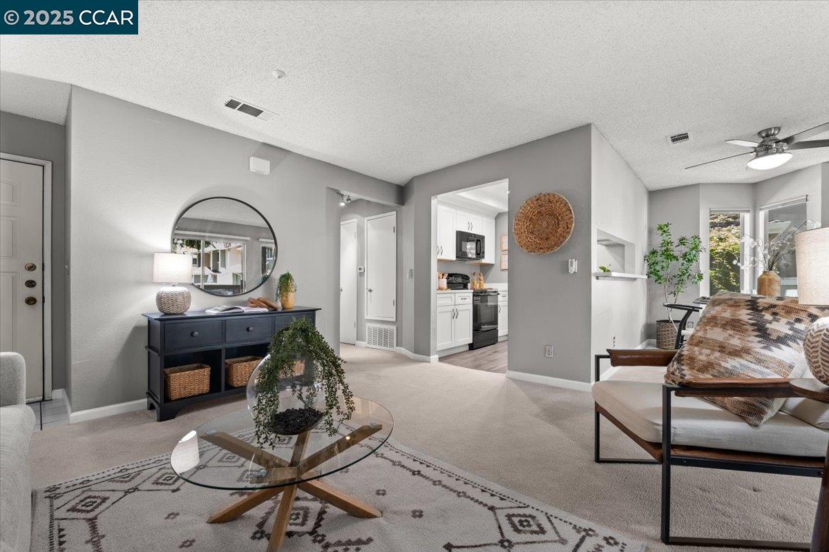Photo #3: 41104373 Listing 