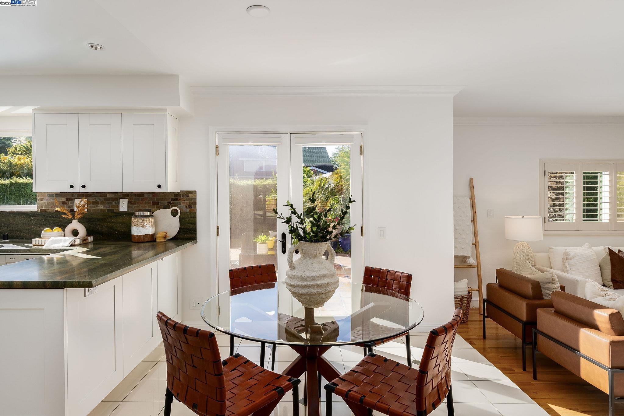 Detail Gallery Image 18 of 43 For 11640 Luna Ct, Dublin,  CA 94568 - 5 Beds | 2/1 Baths