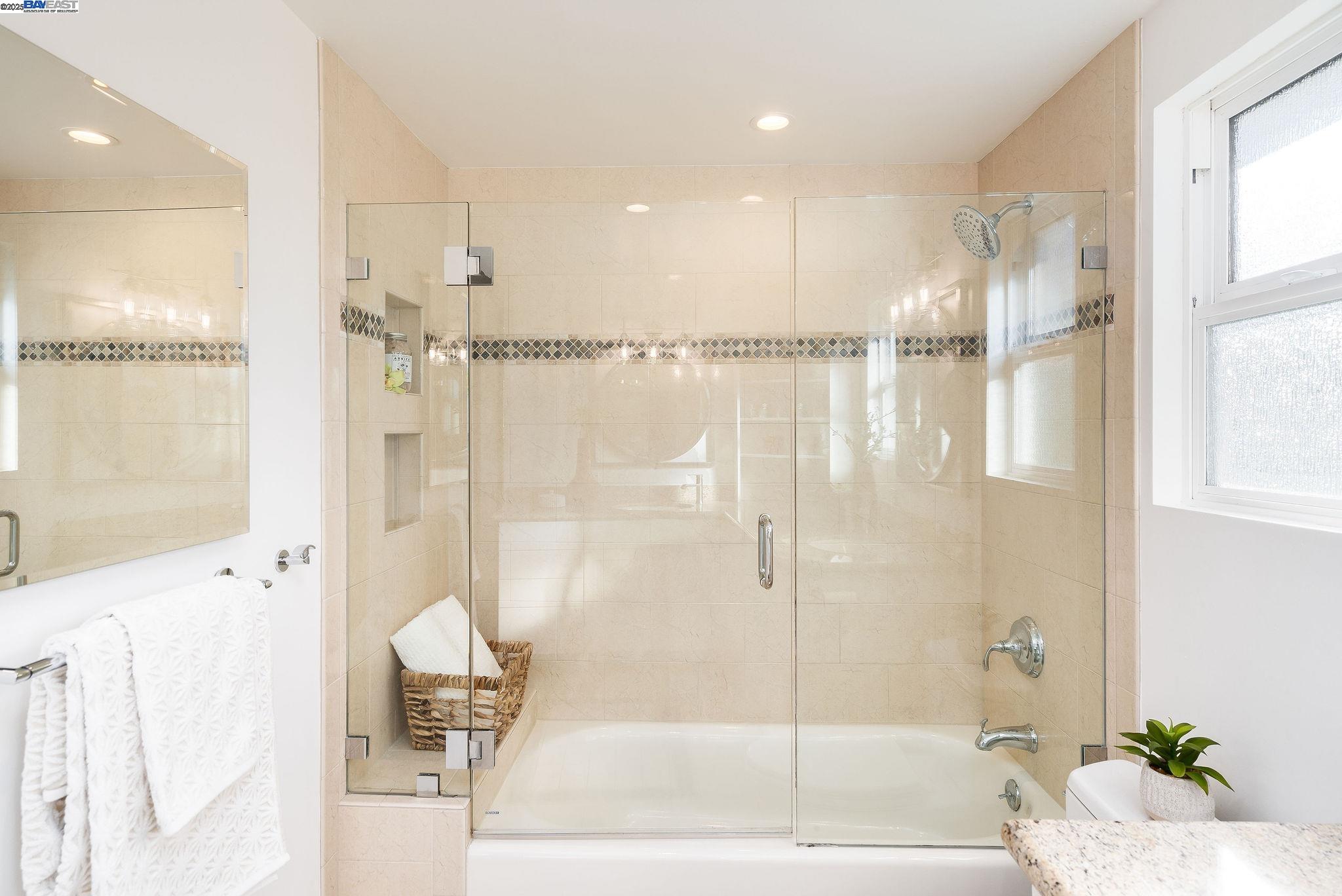 Detail Gallery Image 27 of 43 For 11640 Luna Ct, Dublin,  CA 94568 - 5 Beds | 2/1 Baths