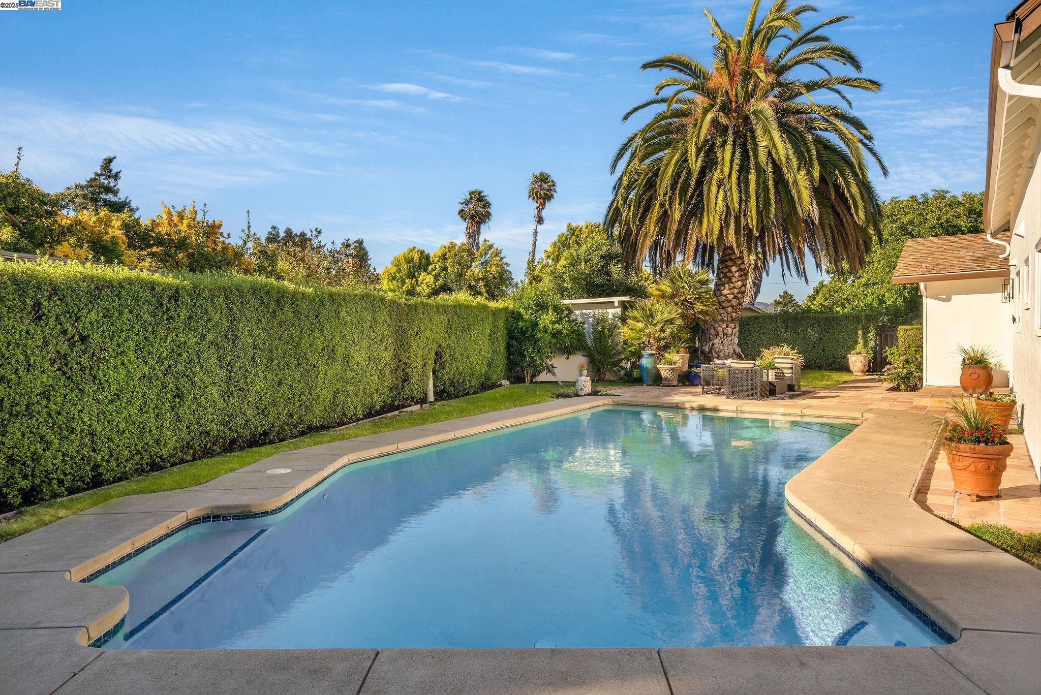 Detail Gallery Image 42 of 43 For 11640 Luna Ct, Dublin,  CA 94568 - 5 Beds | 2/1 Baths